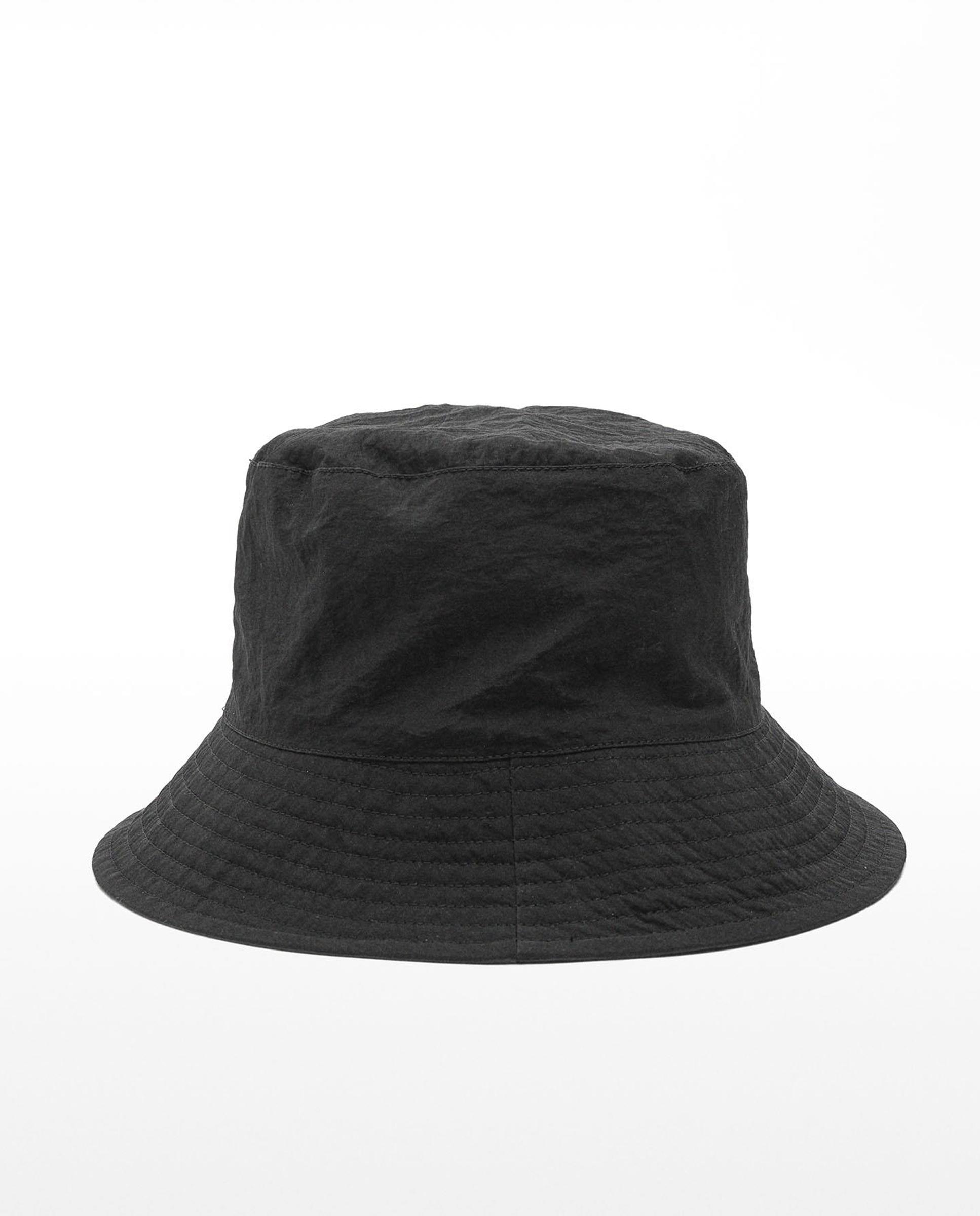 Imagen 0 de Gorro de mujer estilo bucket liso Gris oscuro