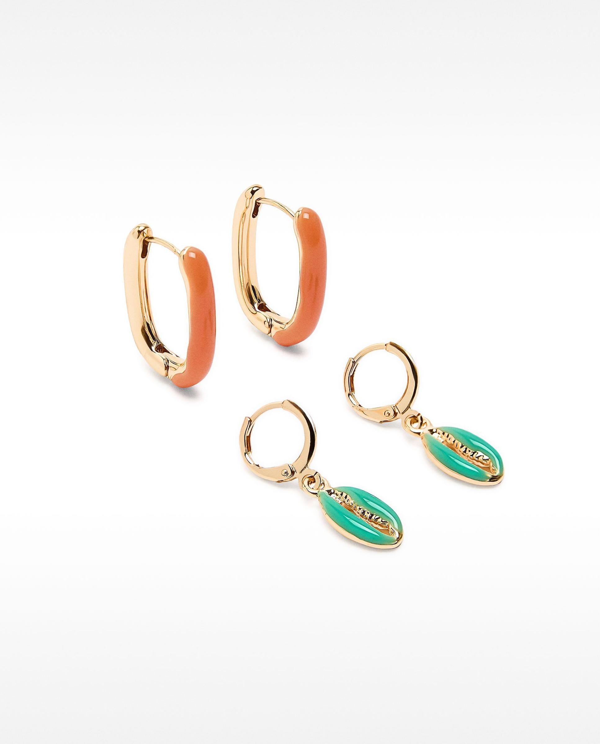Pack de pendientes de aro de distintas formas en varios colores
