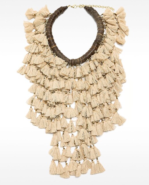 Imagen 0 de Collar maxi con múltiples borlas decorativas