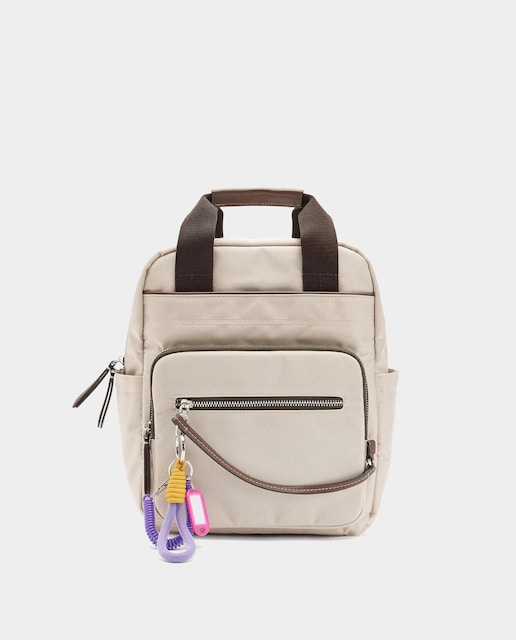 Imagen 0 de Mochila de mujer con varios compartimentos y cierre de cremallera con llavero extraíble