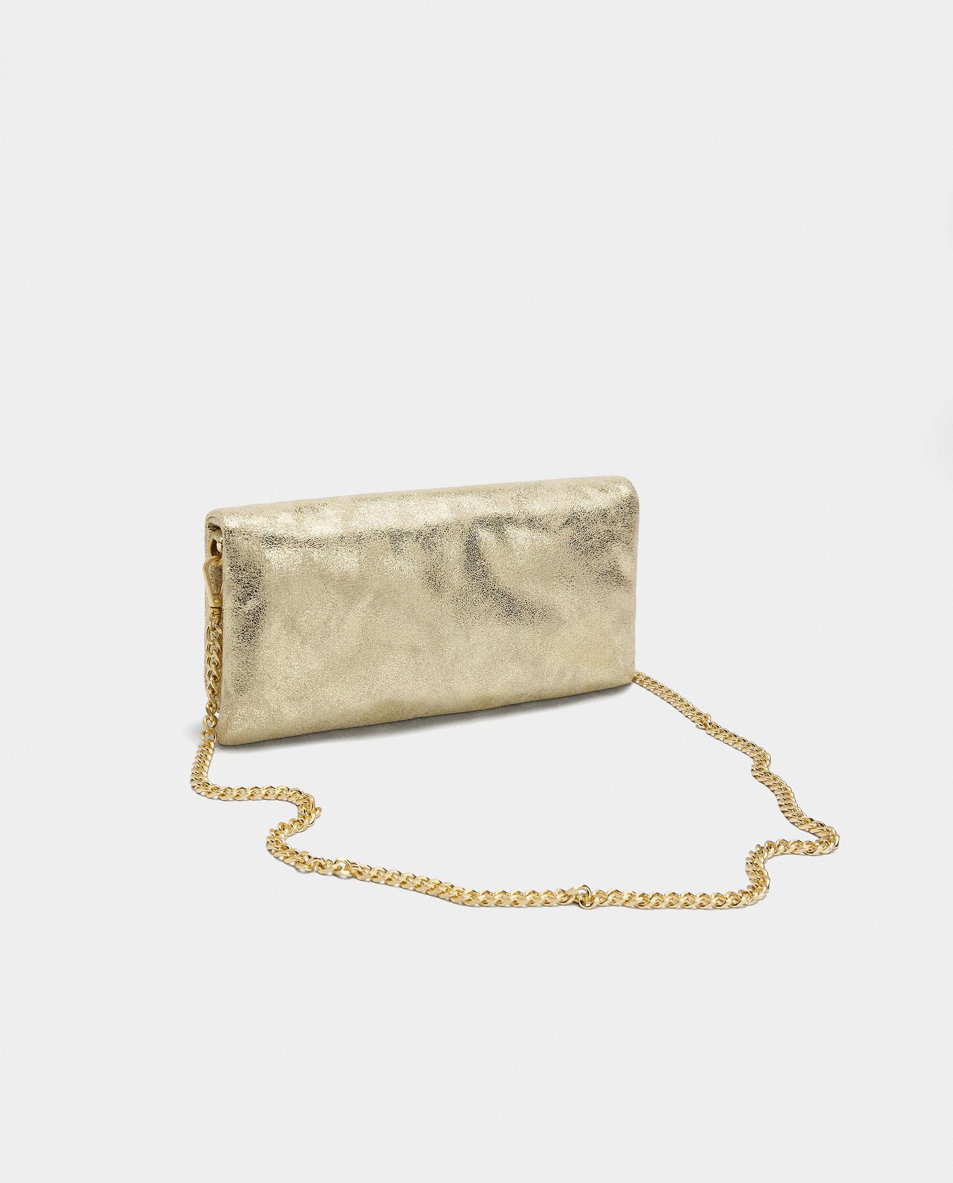 Bolso de fiesta convertible a bandolera efecto metalizado con cierre de cremallera - Parfois - Oro Oro-2
