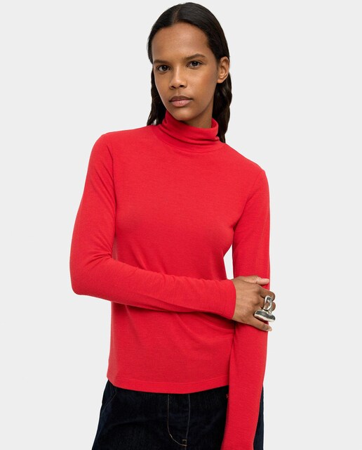 Imagen 0 de Camiseta de mujer de cuello alto y manga larga