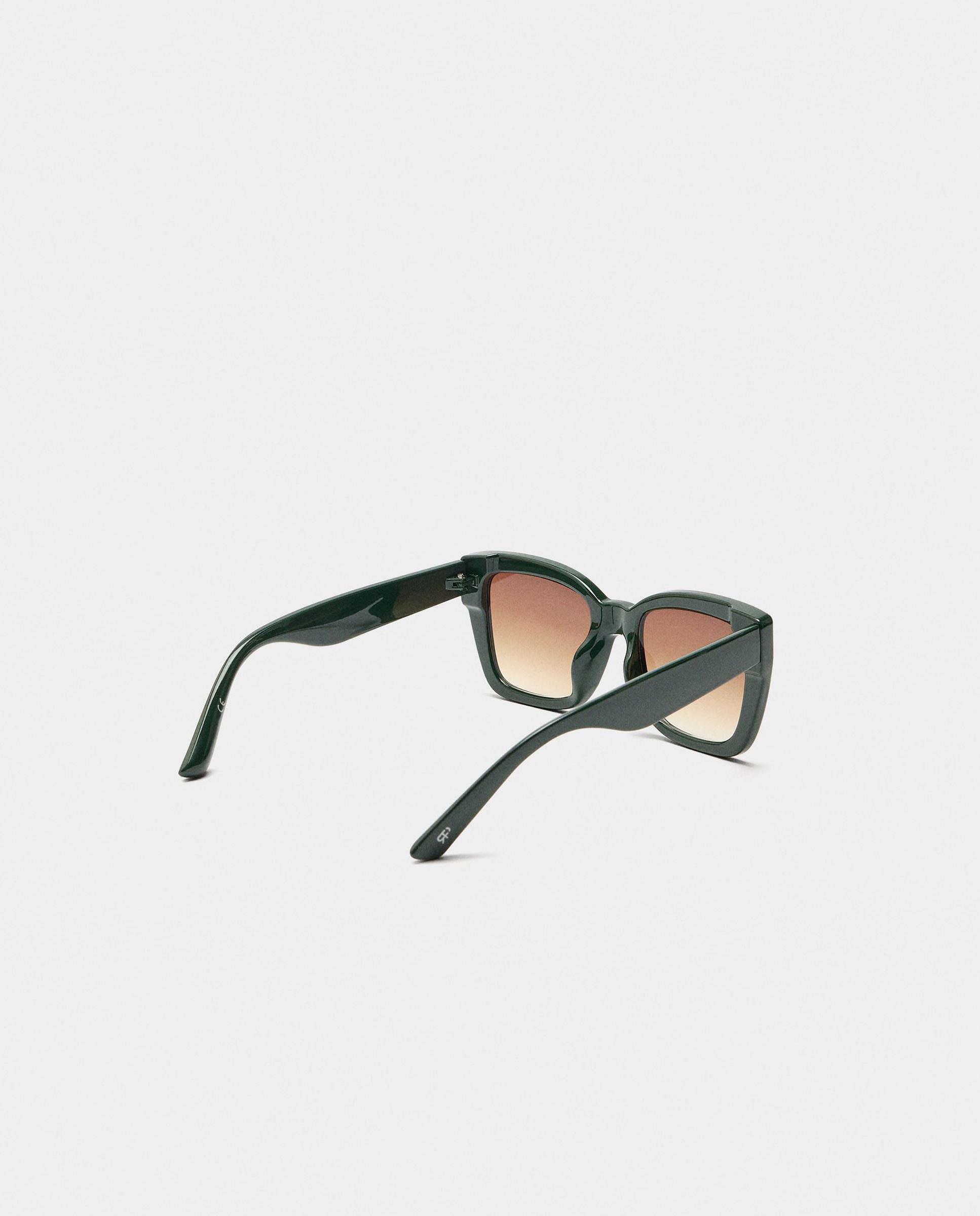 Gafas de sol de mujer con protección uv y forma rectangular en liso - Parfois - Verde oscuro Verde oscuro-2