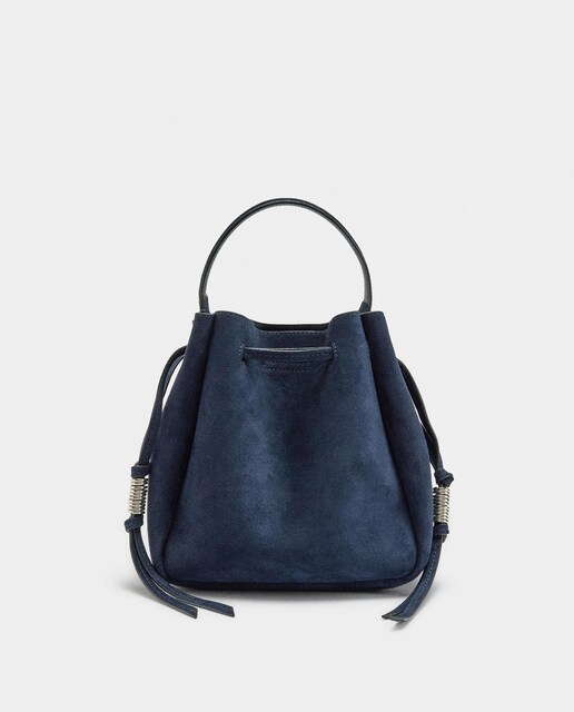 Imagen 0 de Bolso de mano convertible a bandolera con detalles y tachuelas en asa