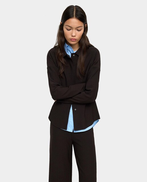 Imagen 0 de Camisa de mujer de manga larga en liso