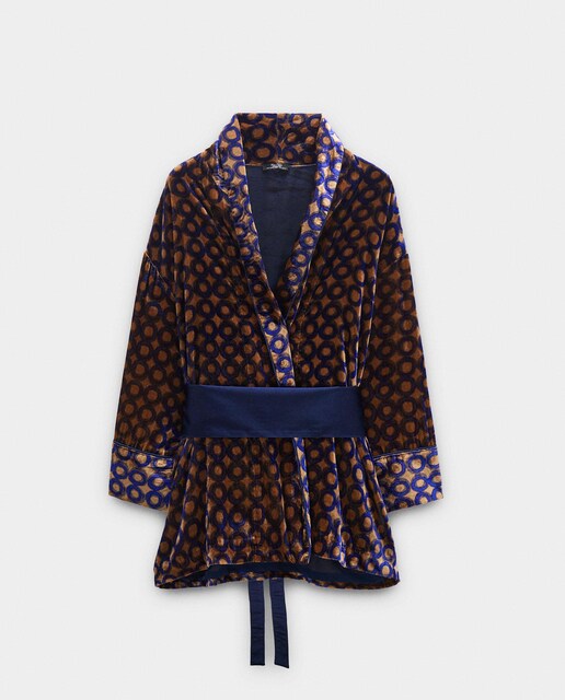 Imagen 0 de Kimono de mujer aterciopelado con cinturón ajustable y estampado de círculos