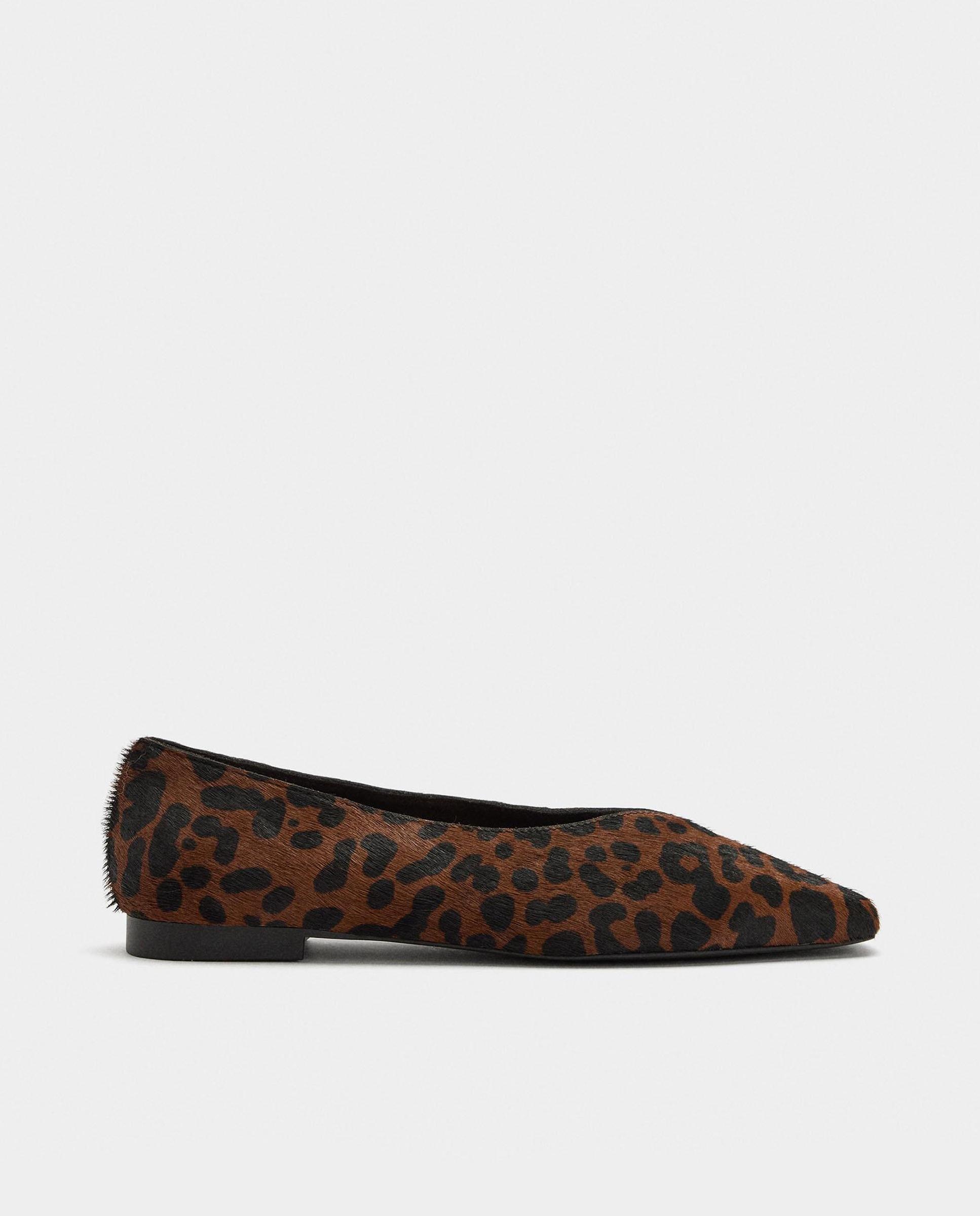 Parfois - Bailarinas planas de mujer con diseño de animal print y puntera de punta.