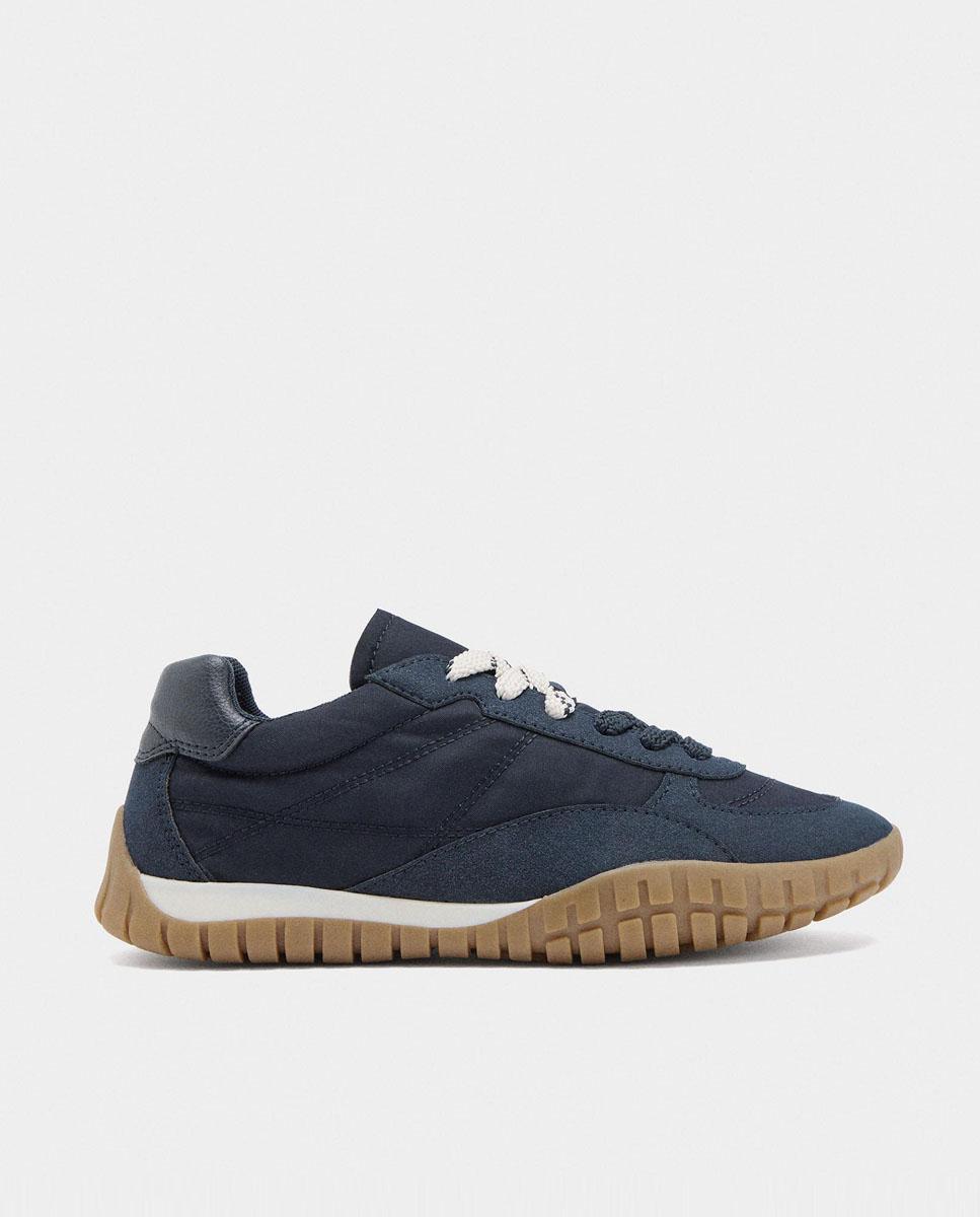 Parfois - Zapatillas deportivas de mujer en gamuza y tela con cierre de cordones.