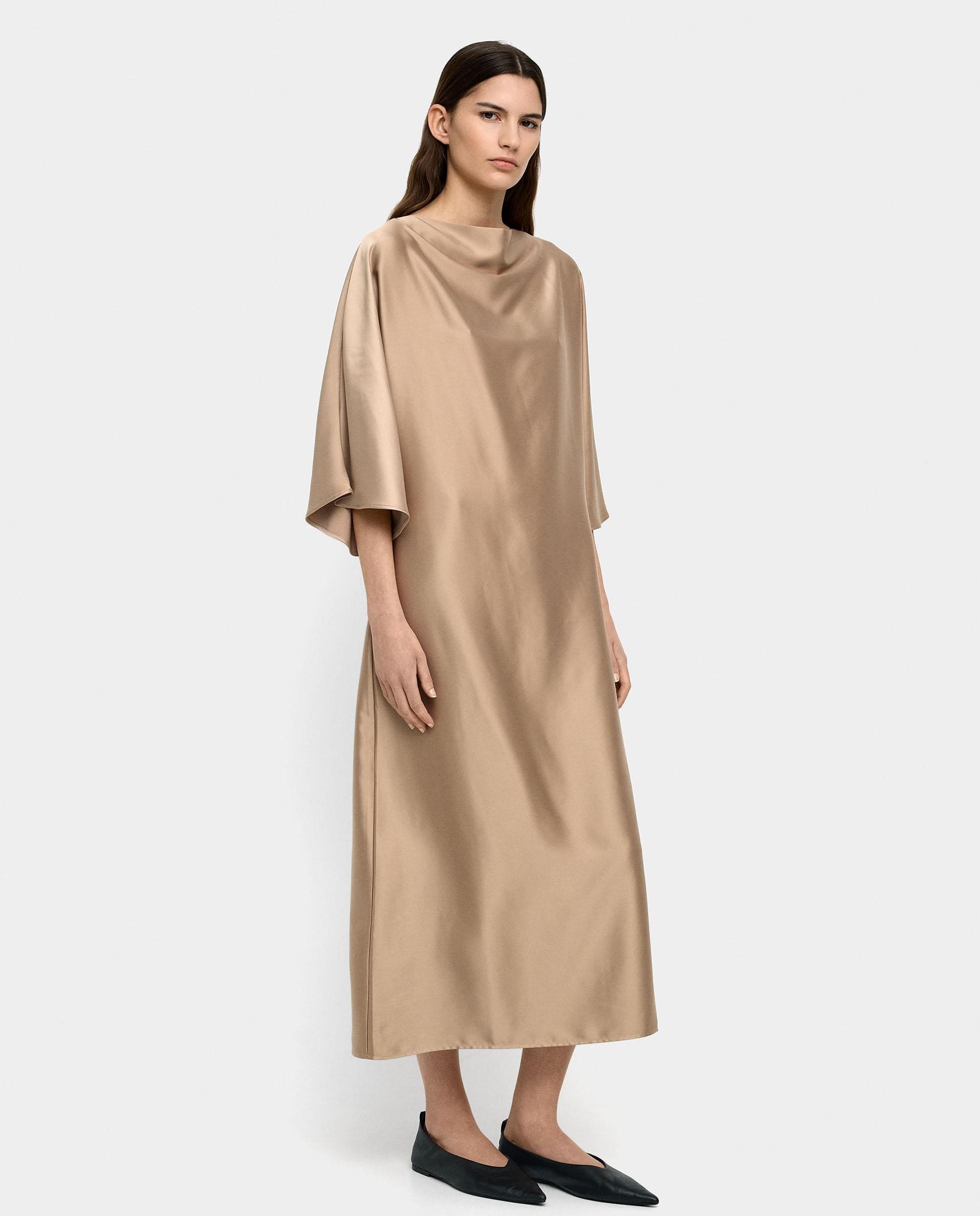 Parfois - Vestido largo estilo túnica satinado en liso.
