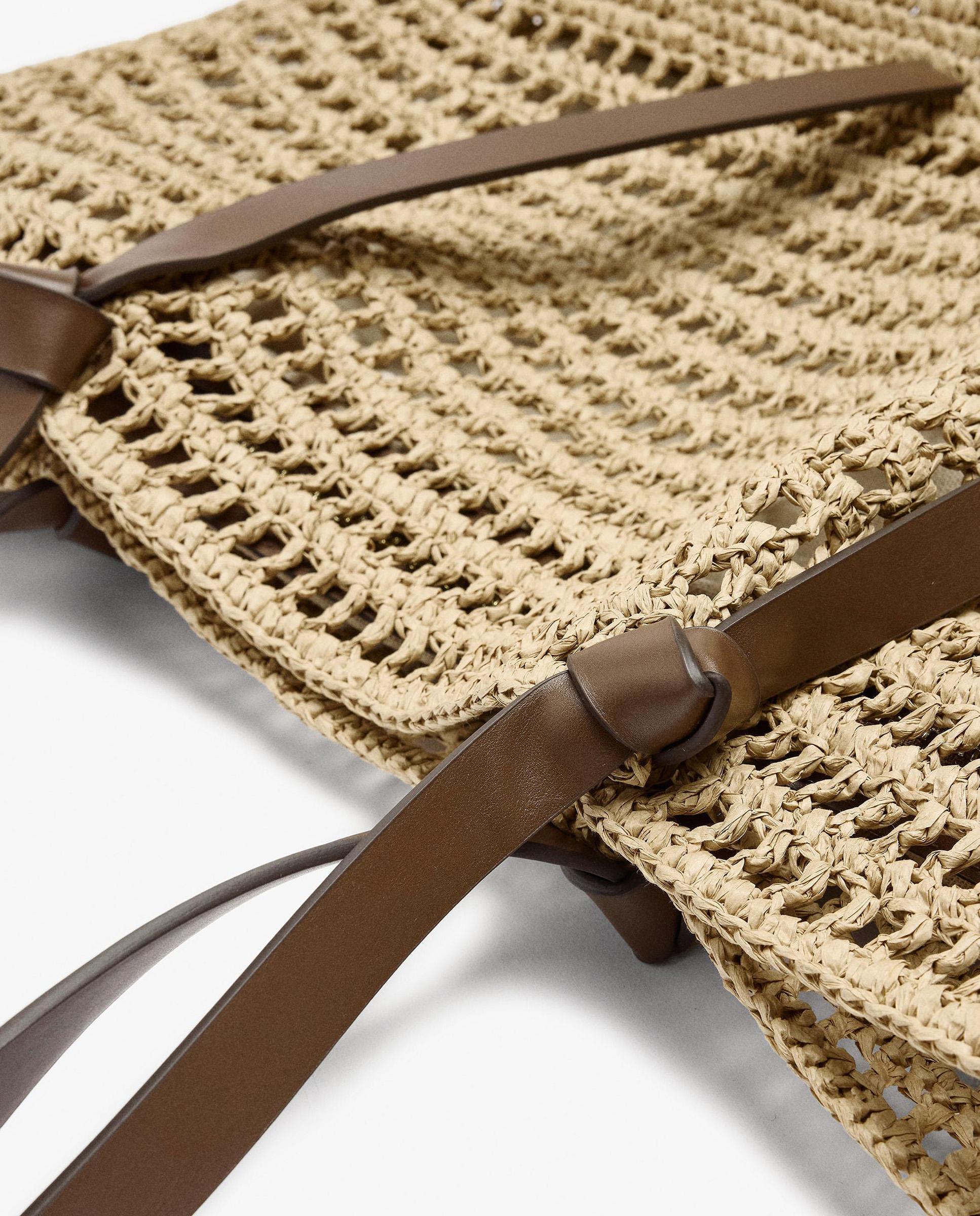 Shopper grande trenzado con neceser extraíble en liso - Parfois - Natural Natural-4