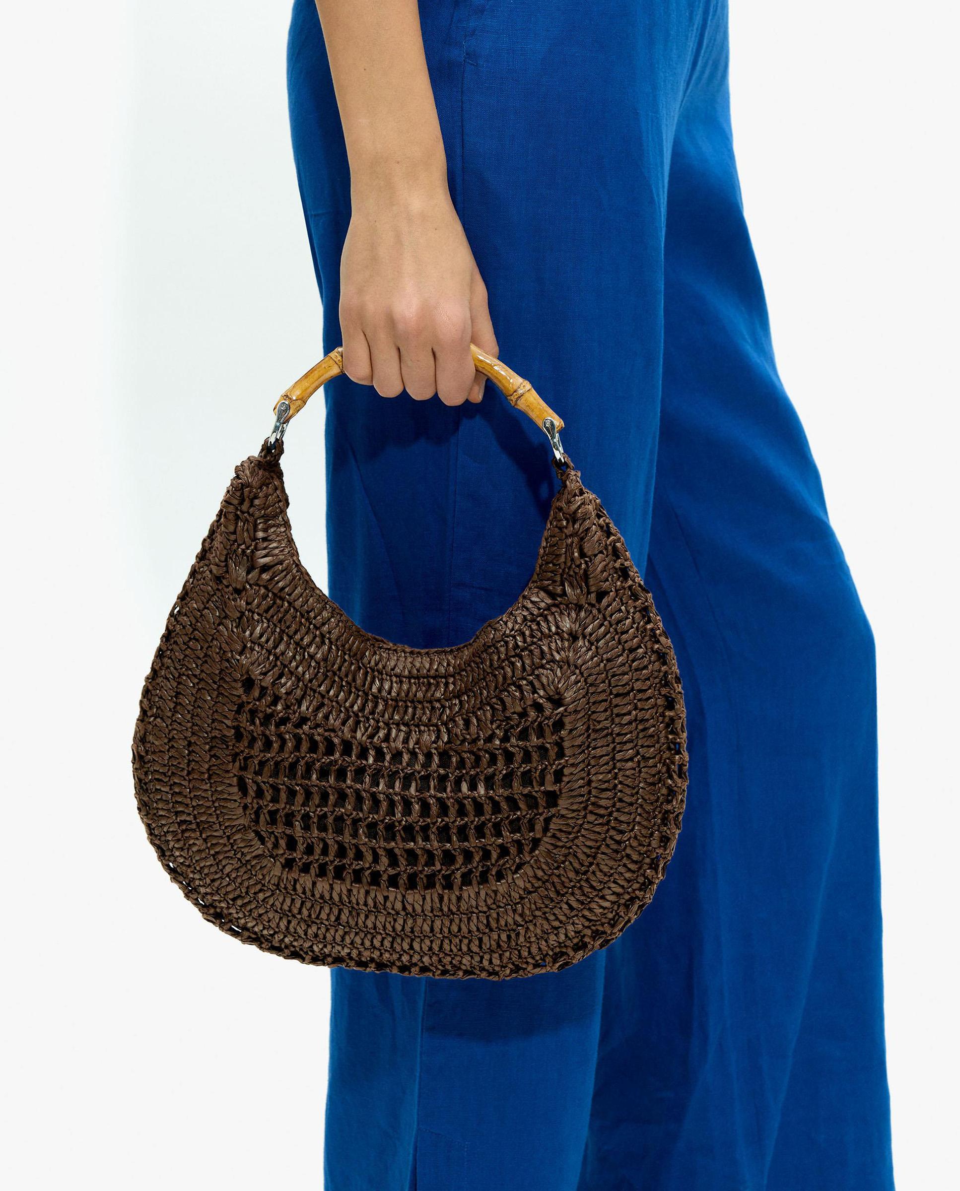 Bolso de hombro estilo hobo efecto rafia con detalle de asa de bambú y cierre imantado en liso - Parfois - Marrón oscuro Marrón oscuro-2