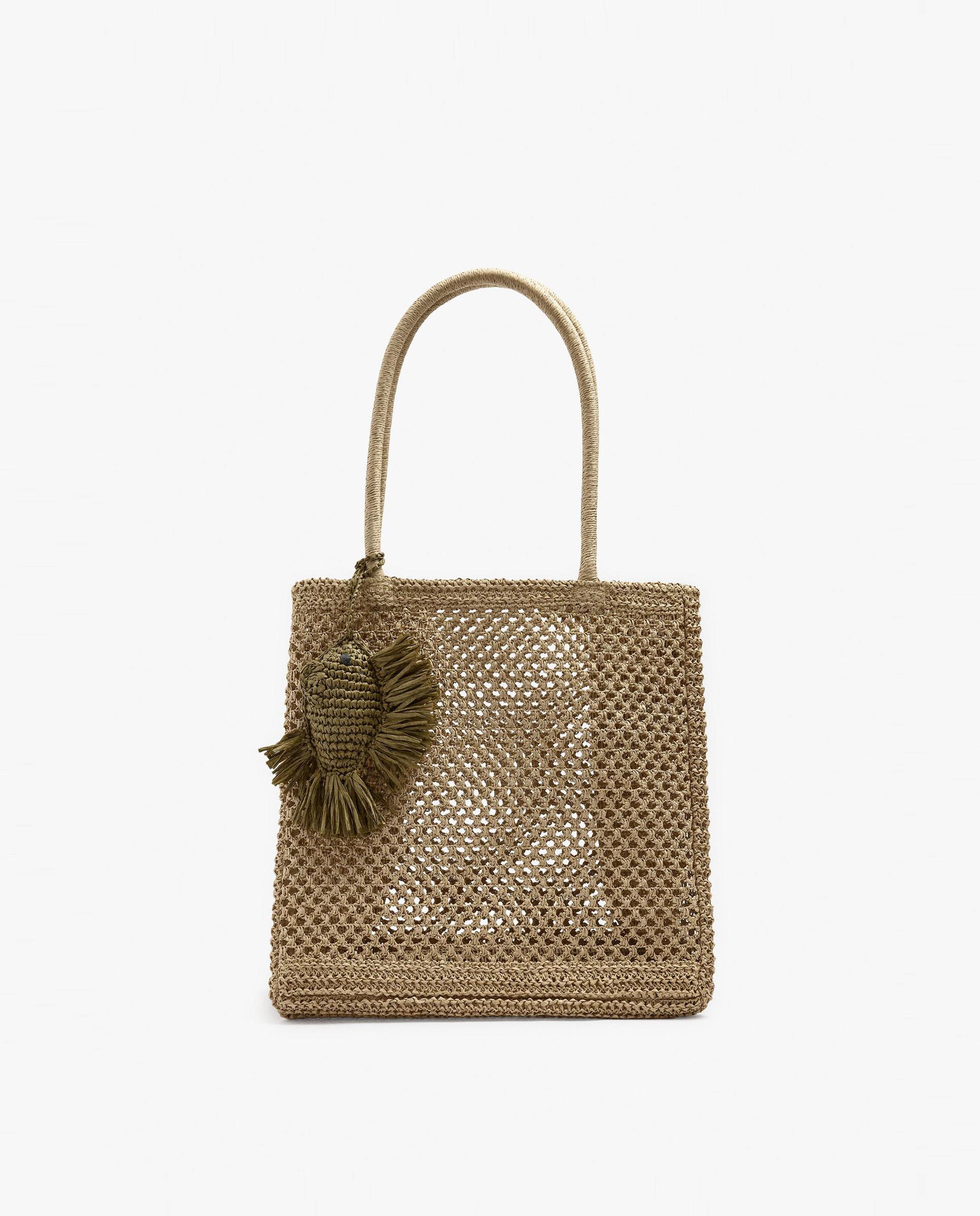 Shopper grande trenzado con llavero extraíble de pescado en liso - Parfois - Natural Natural-1