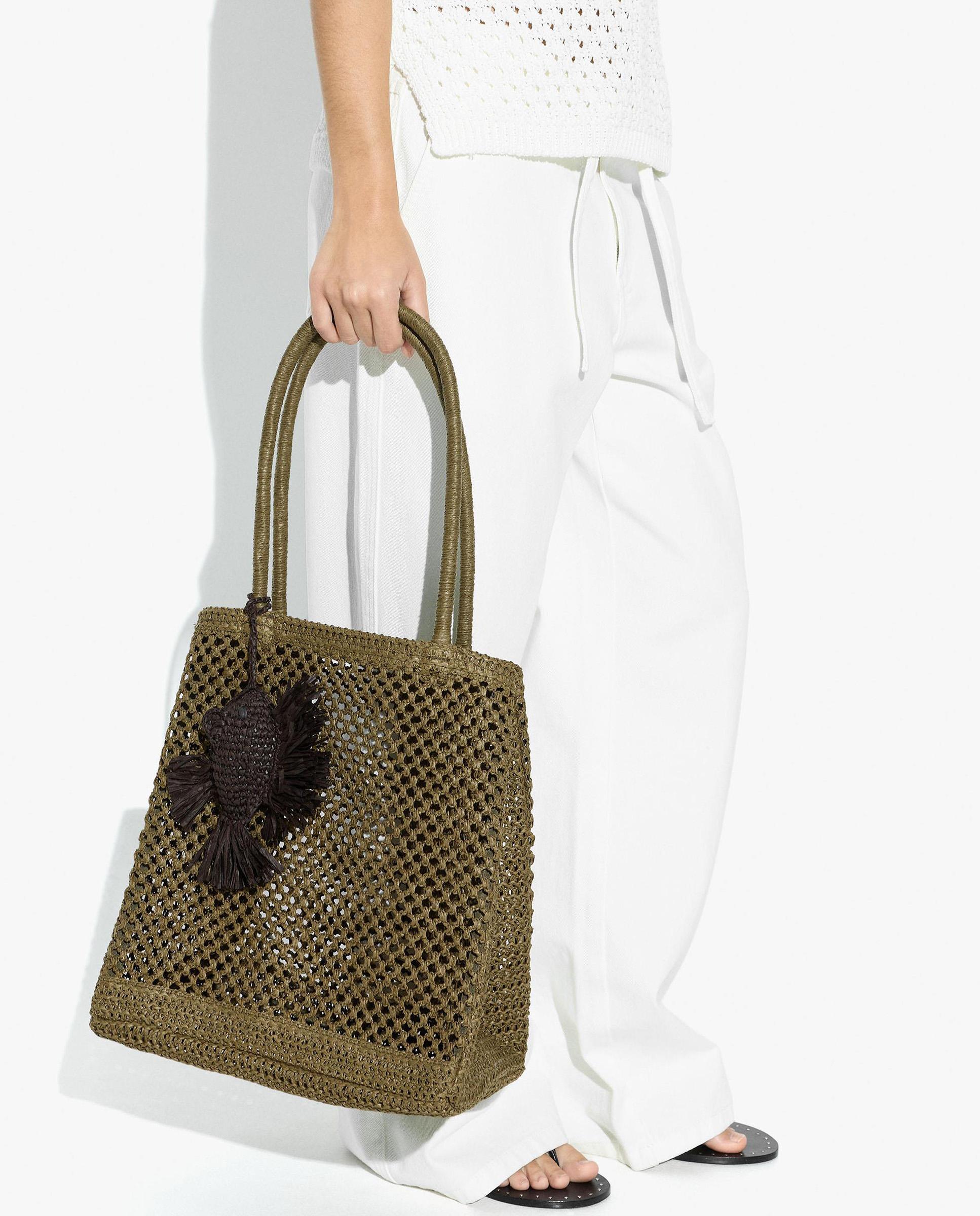Shopper grande trenzado con llavero extraíble de pescado en liso - Parfois - Verde Verde-2
