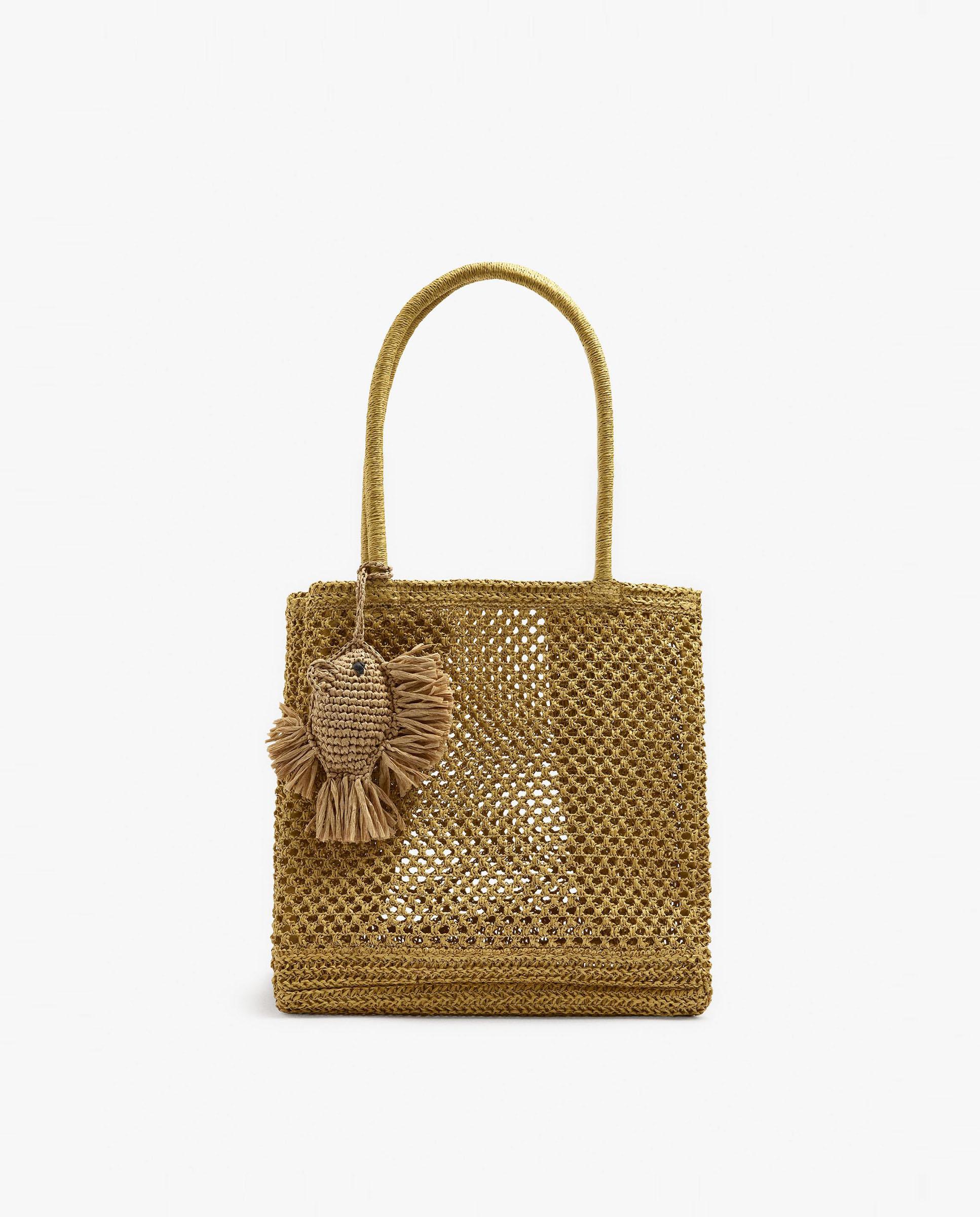 Shopper efecto rafia con colgante de pez abierto en liso - Parfois - Marrón Marrón-1