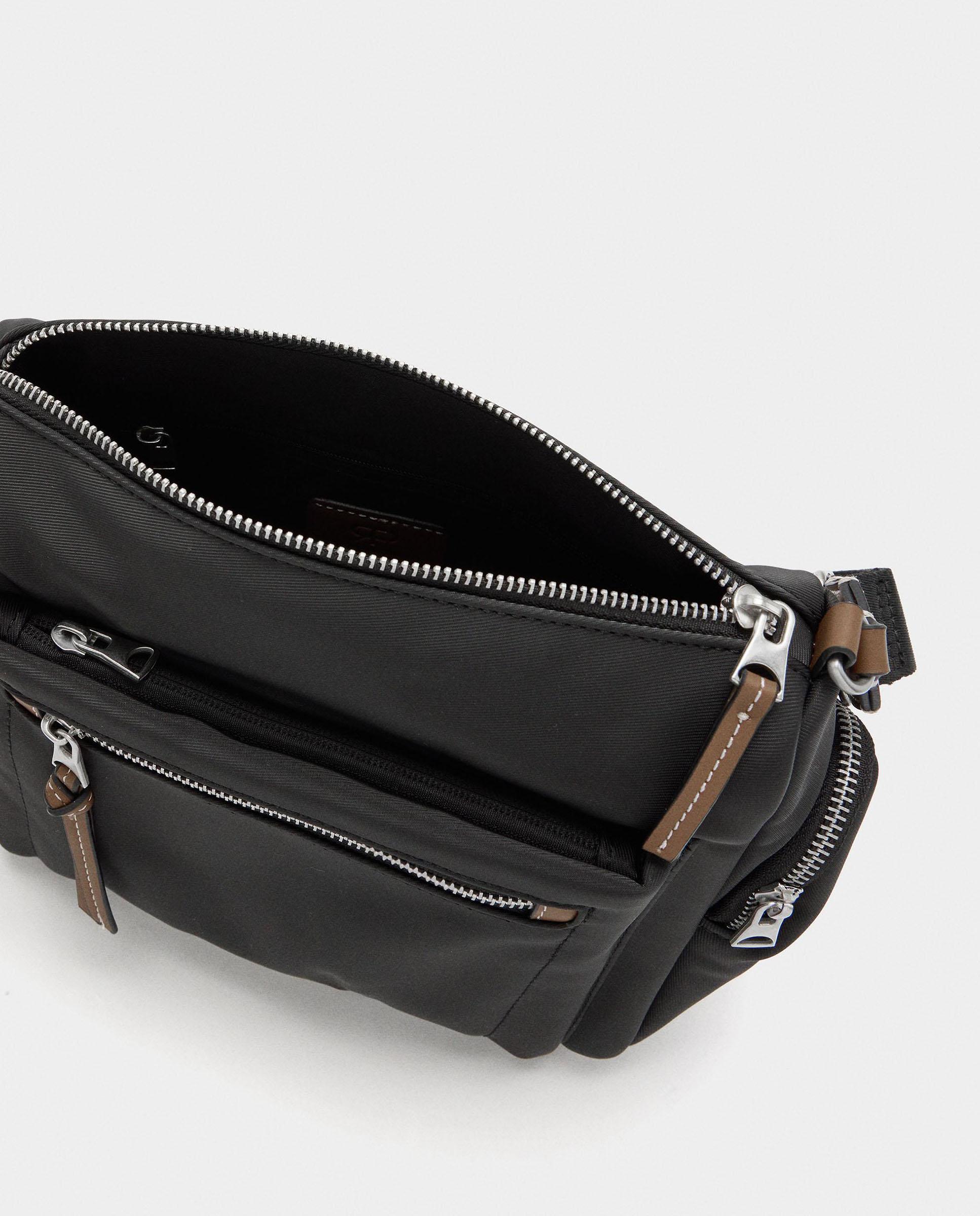 Bandolera de mujer con varios compartimentos y cierre de cremallera en liso - Parfois - Negro Negro-4