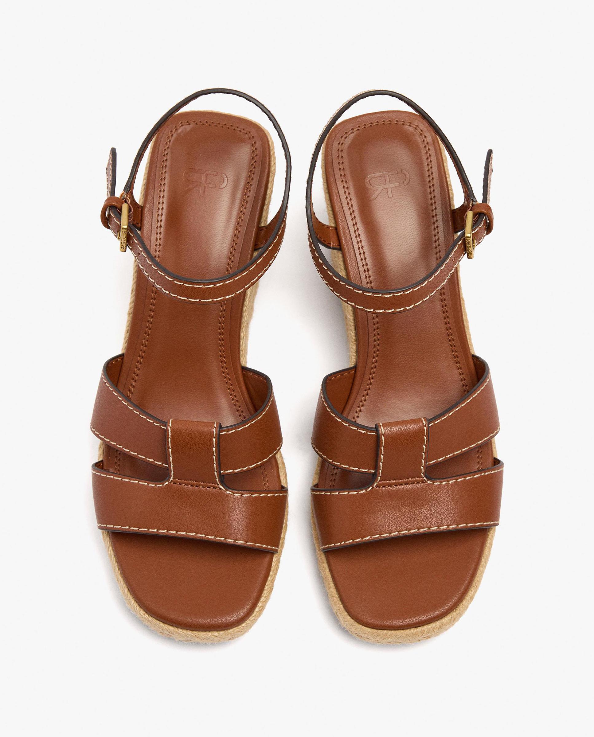 Sandalias de cuña de mujer con cierre de hebilla en liso - Parfois - Camel Camel-3