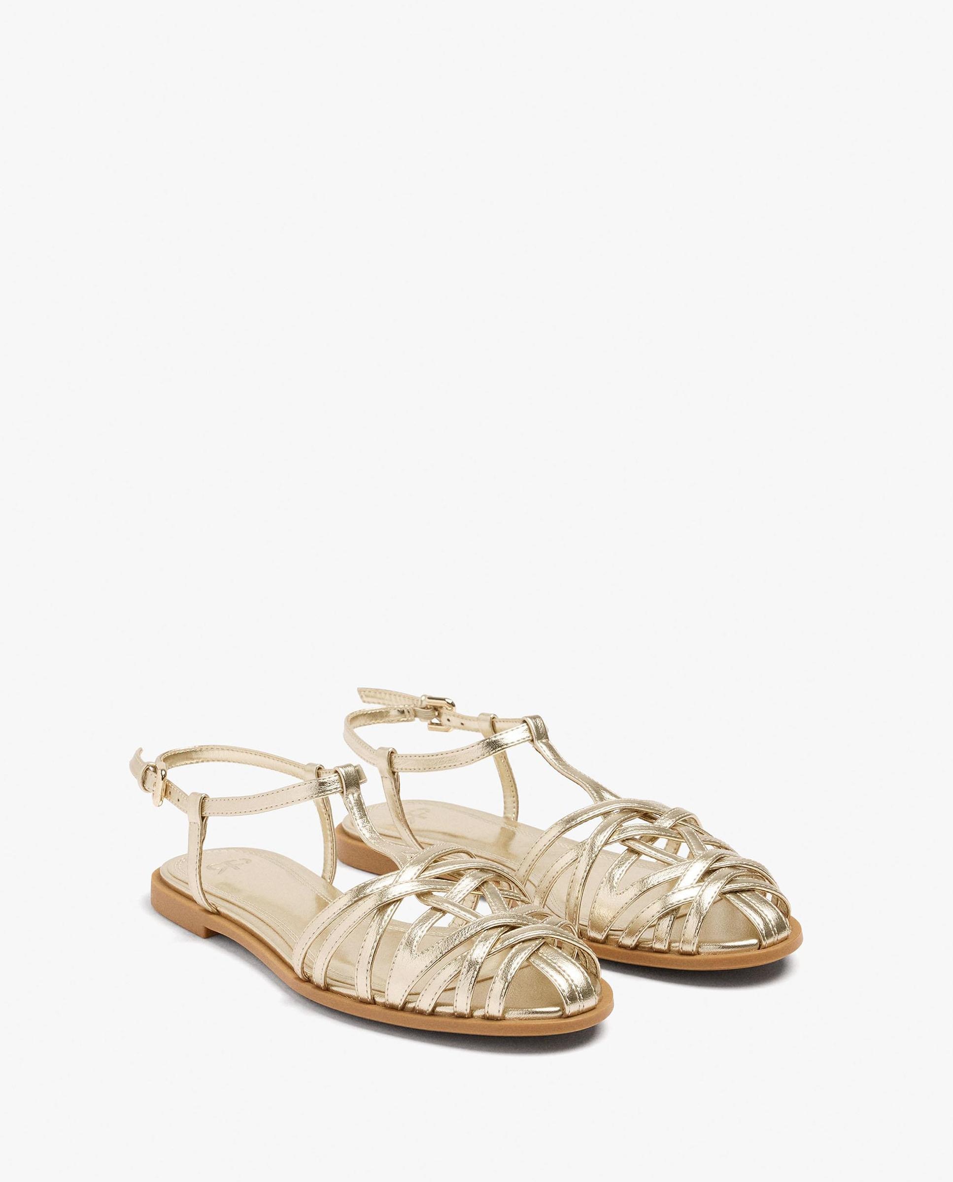 Sandalias planas de mujer estilo cangrejeras con cierre de hebilla - Parfois - Oro Oro-2