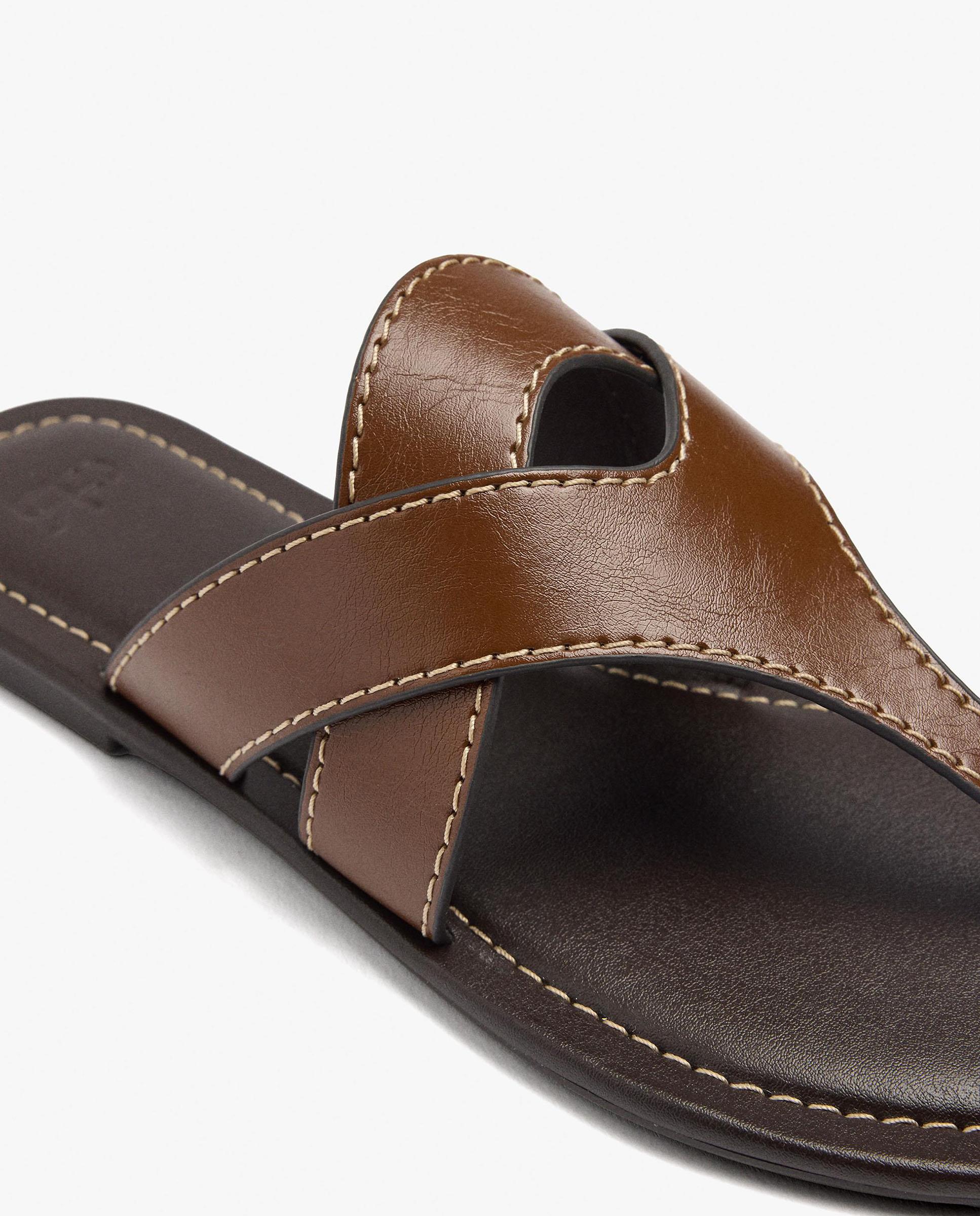Sandalias de dedo de mujer con tiras cruzadas en liso - Parfois - Camel Camel-5