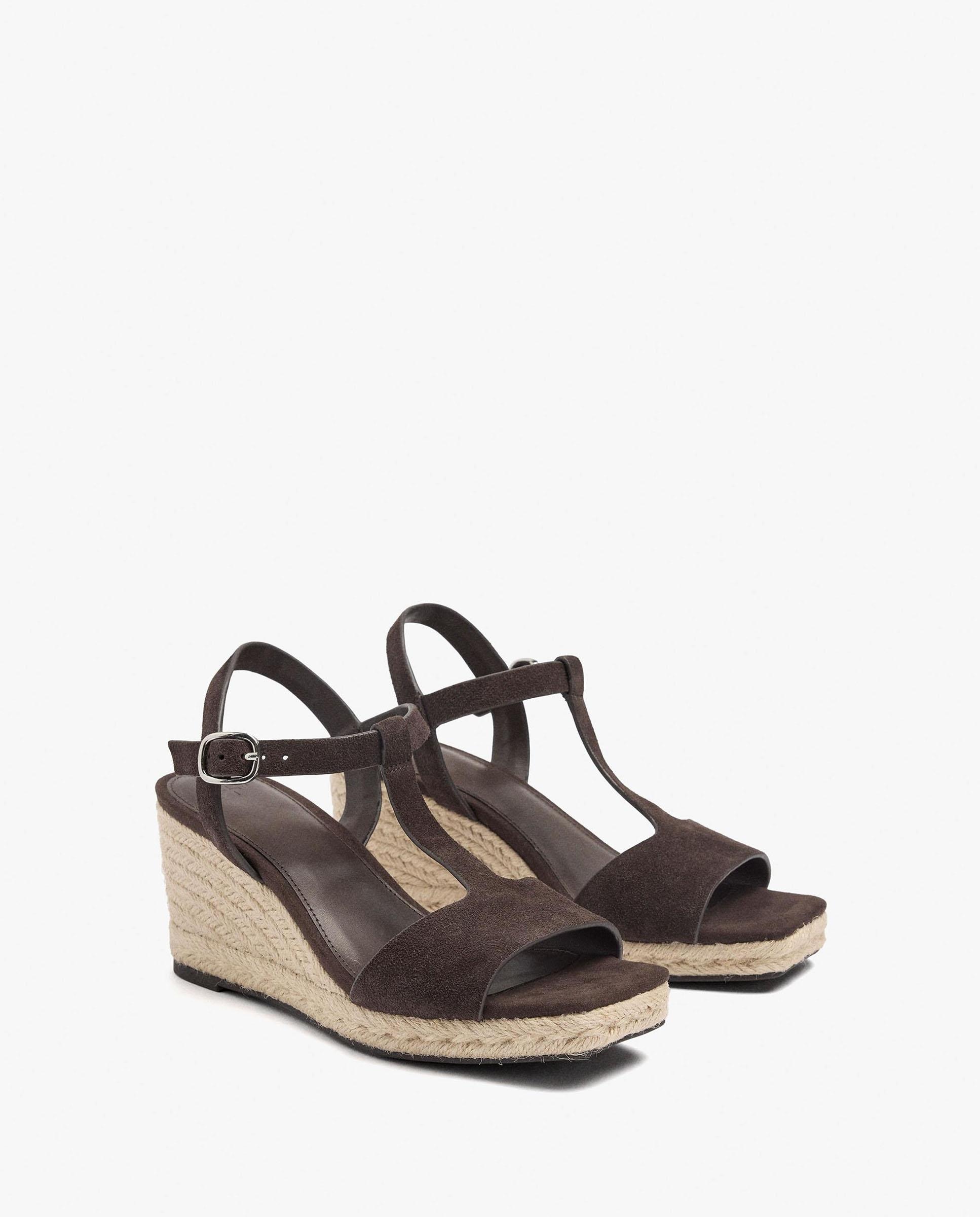 Sandalias de cuña de mujer de piel con cierre de hebilla en liso - Parfois - Marrón oscuro Marrón oscuro-2