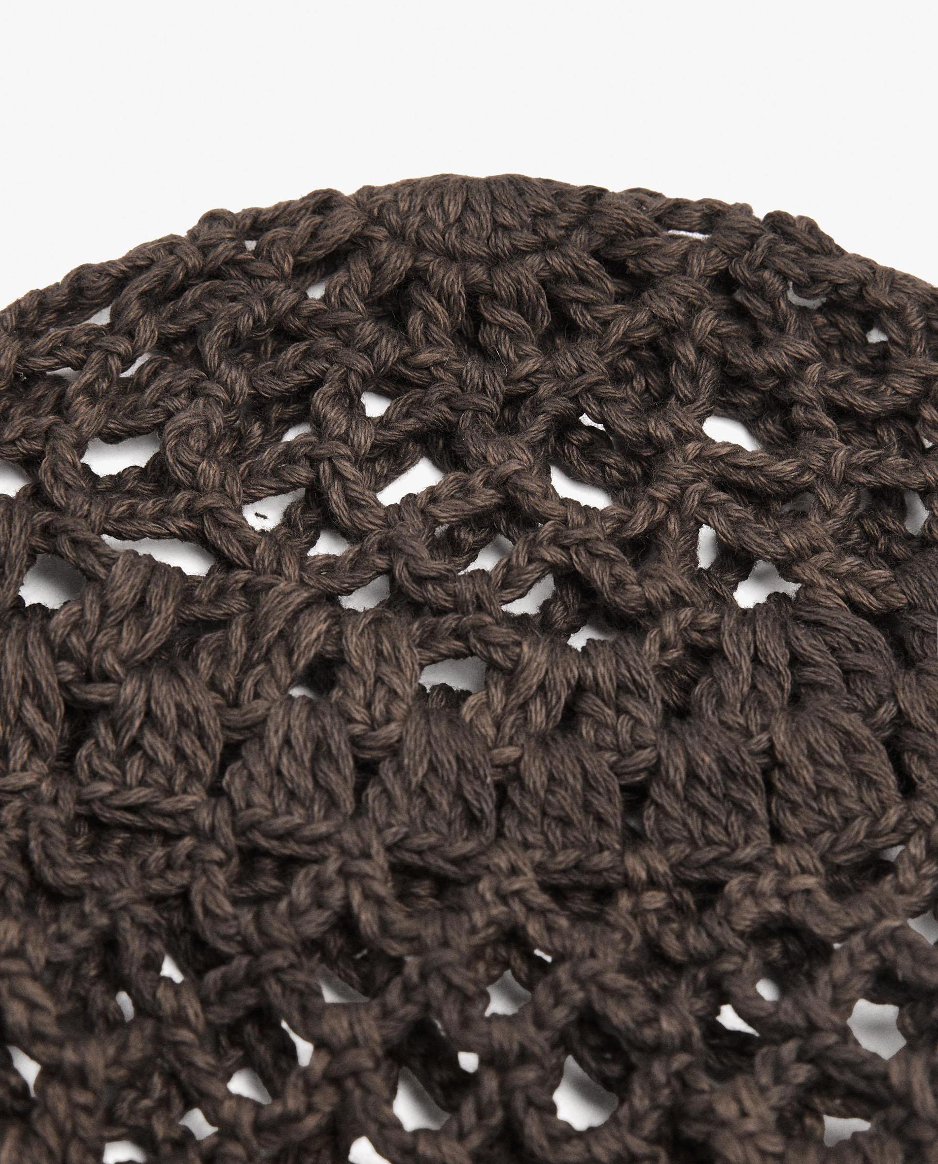 Gorro de mujer de crochet con cuentas decorativas - Parfois - Marrón oscuro Marrón oscuro-2
