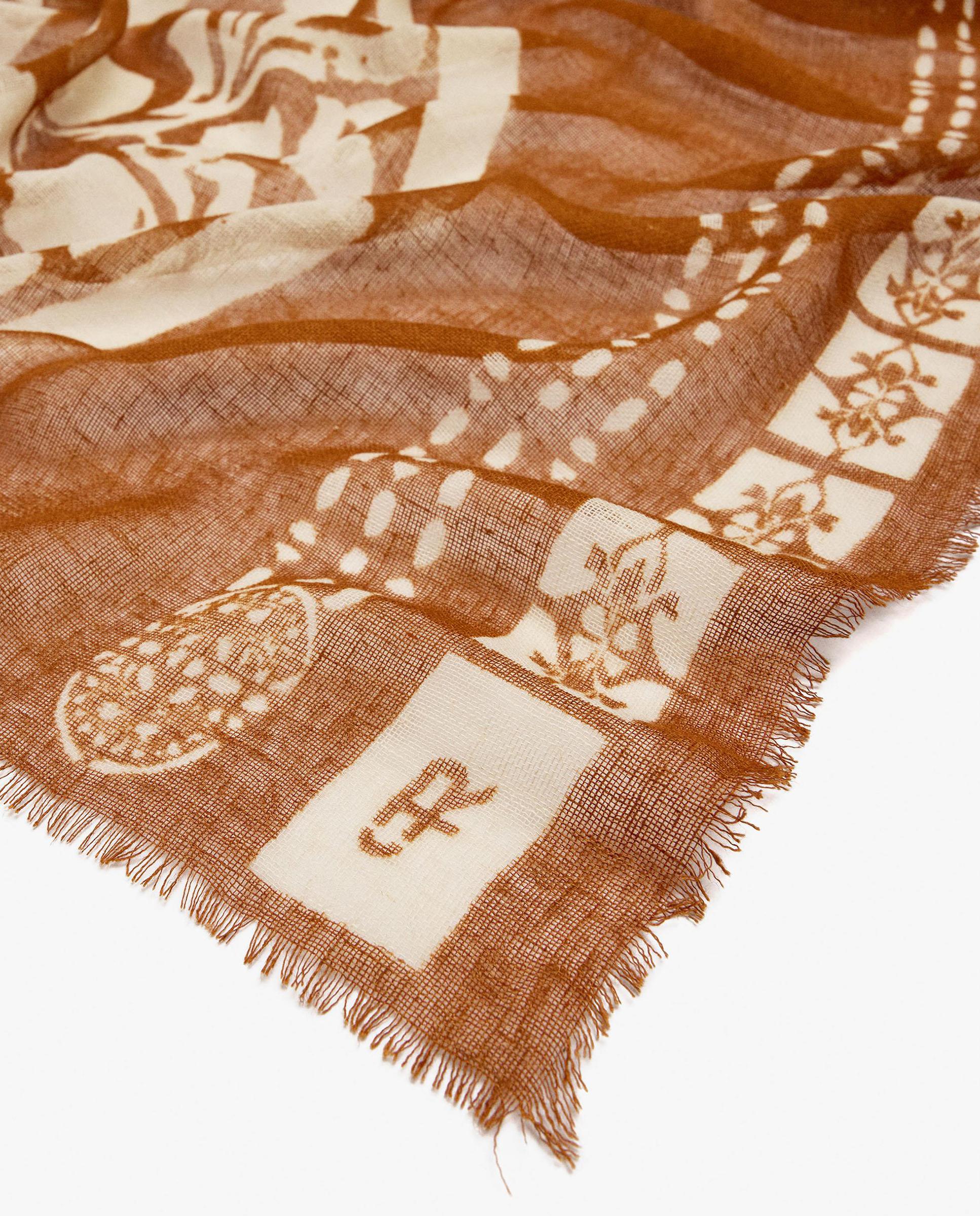 Pañuelo con pespuntes y estampado geométrico - Parfois - Teja Teja-3