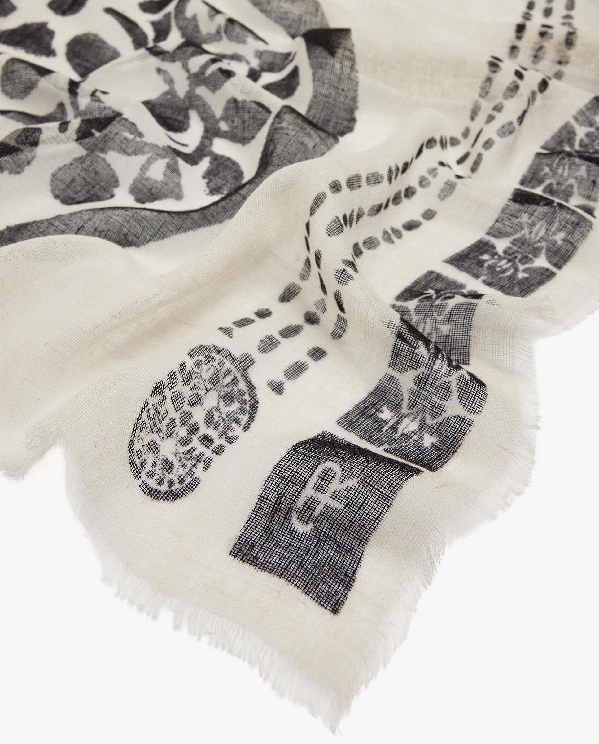Pañuelo con pespuntes y estampado geométrico - Parfois - Crudo Crudo-3