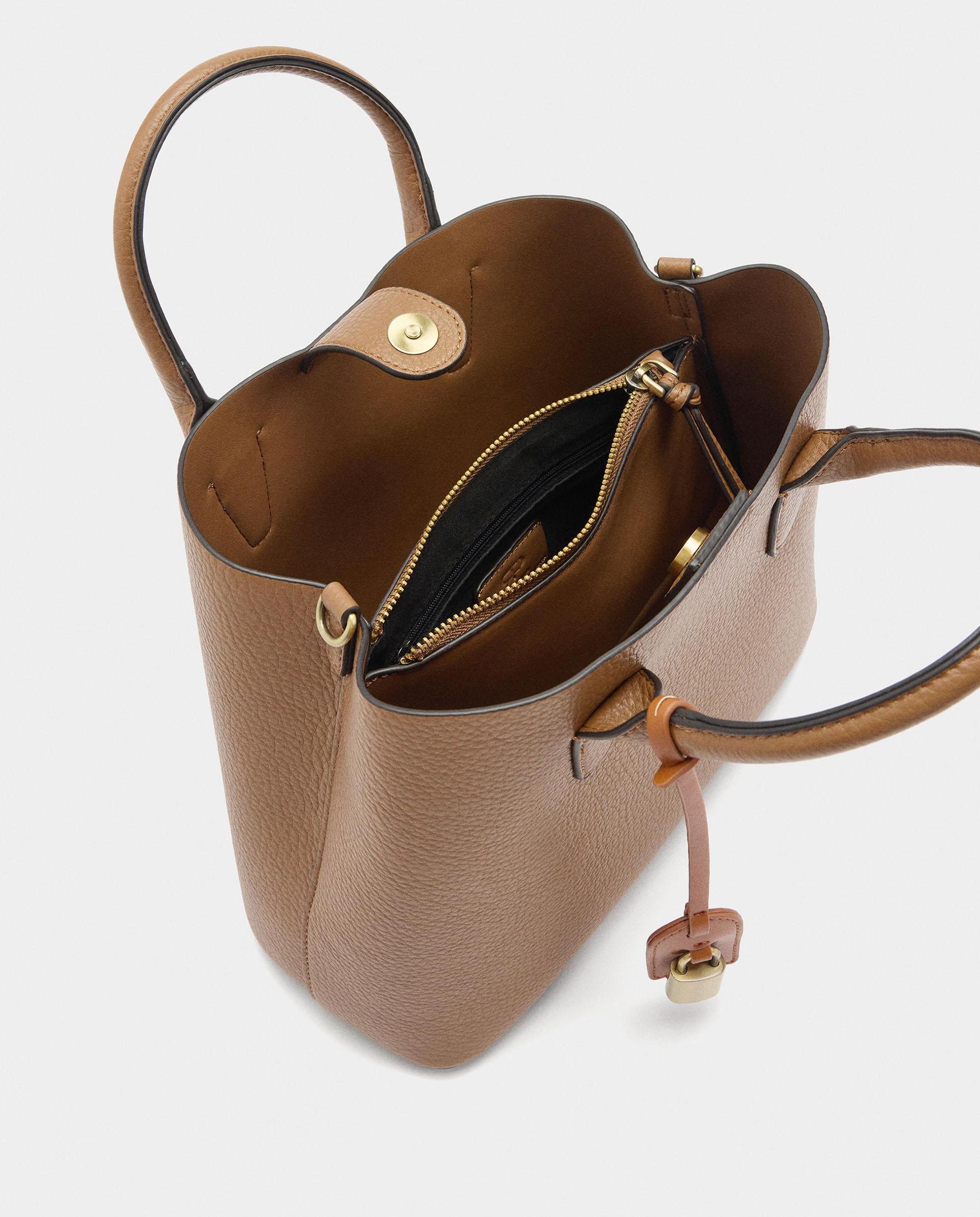 Bolso de mano estilo tote convertible a bandolera con cierre imantado en liso - Parfois - Camel Camel-5