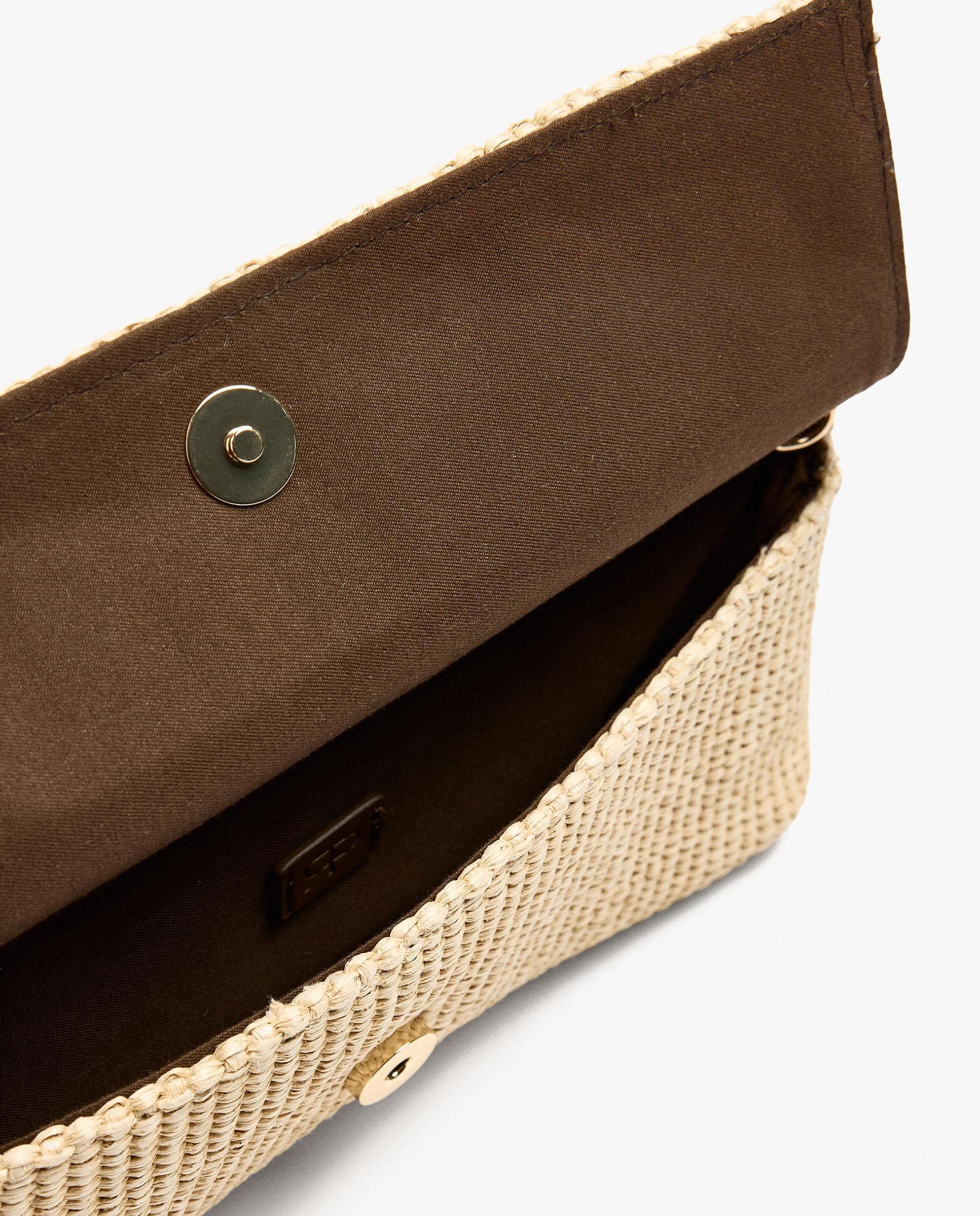 Bolso de fiesta multiposición estilo sobre con cierre imantado en liso - Parfois - Natural Natural-4