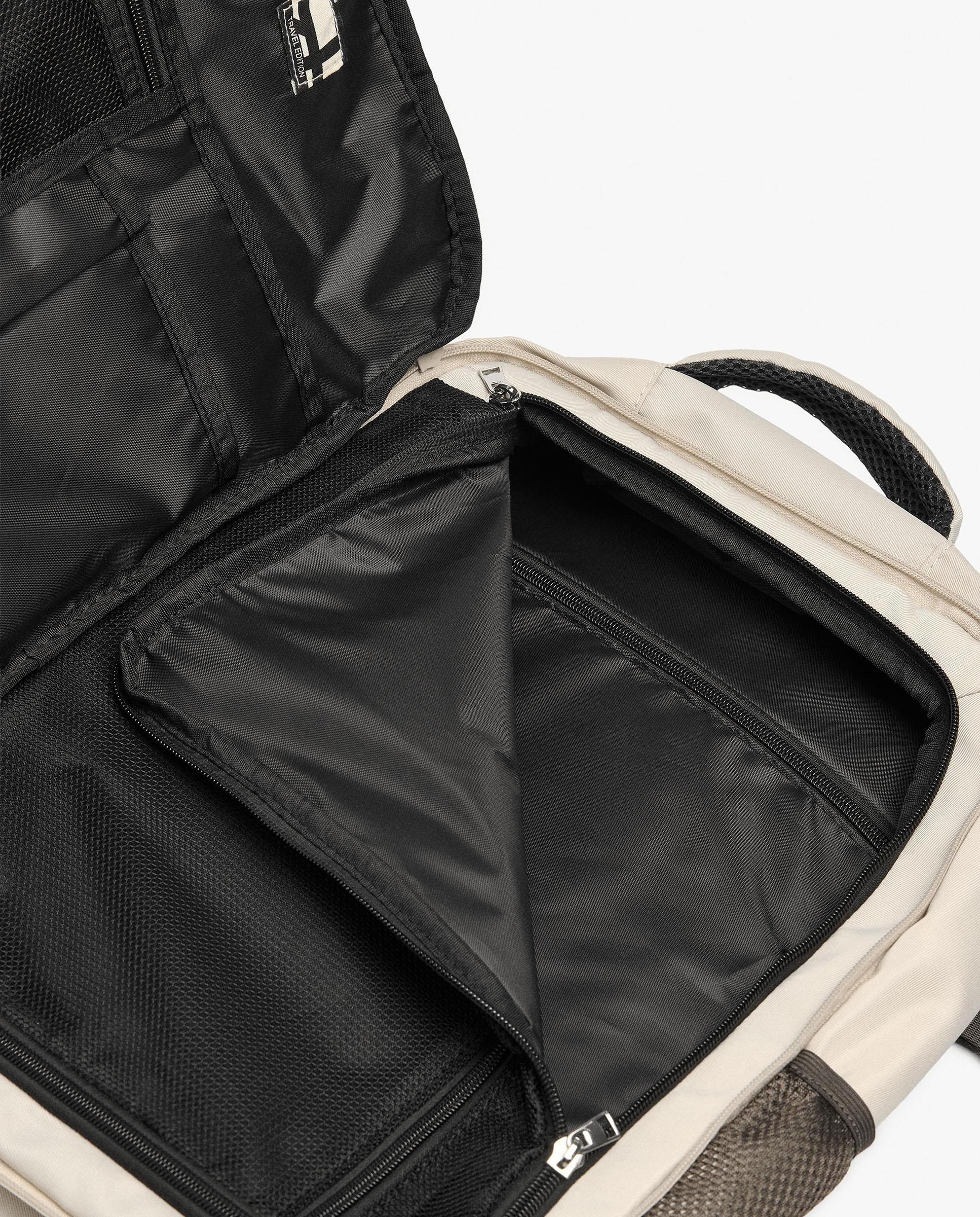 Mochila de mujer extensible con varios compartimentos y cierre de cremallera - Parfois - Crudo Crudo-7