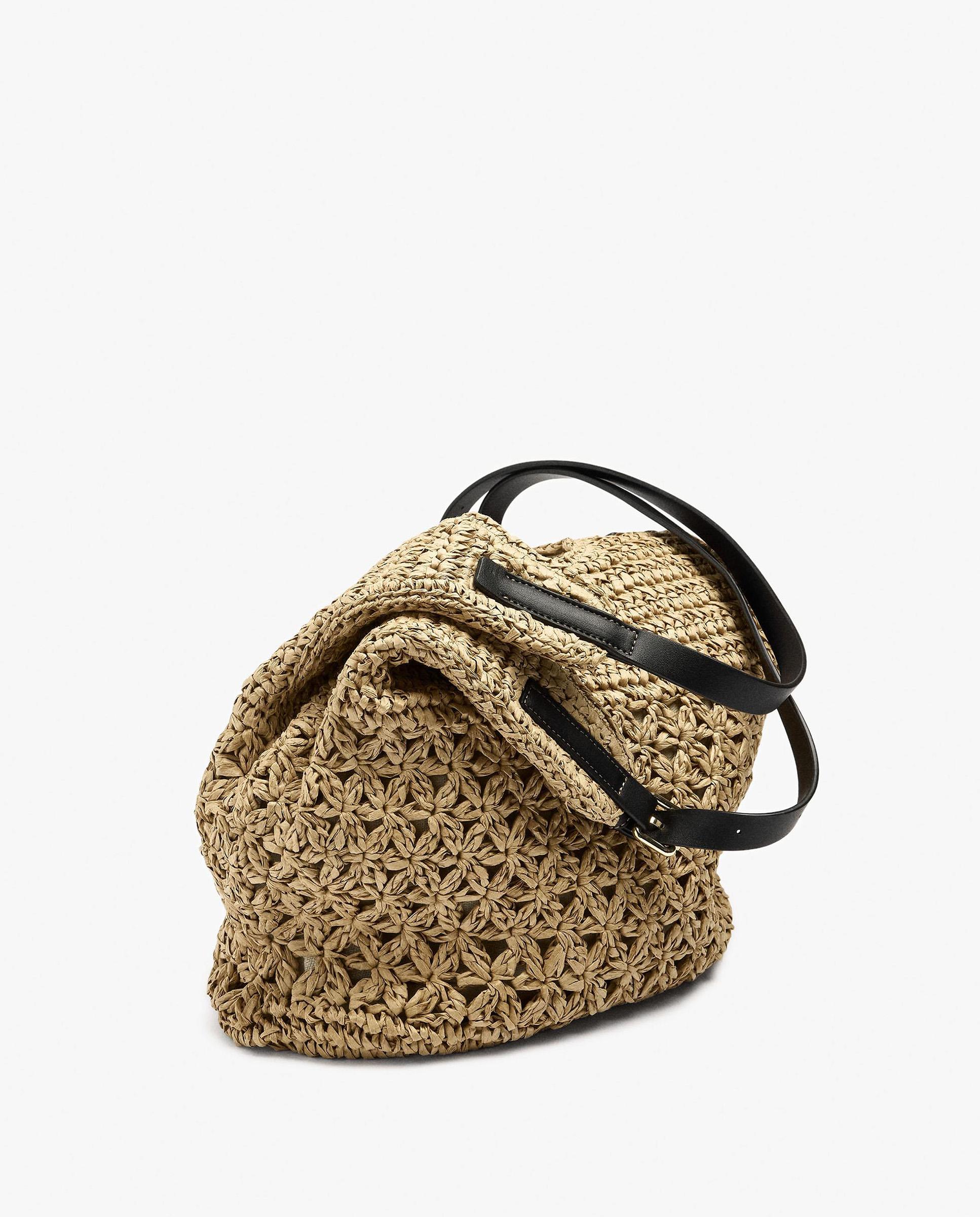 Shopper grande efecto rafia con cierre imantado en liso - Parfois - Natural Natural-4