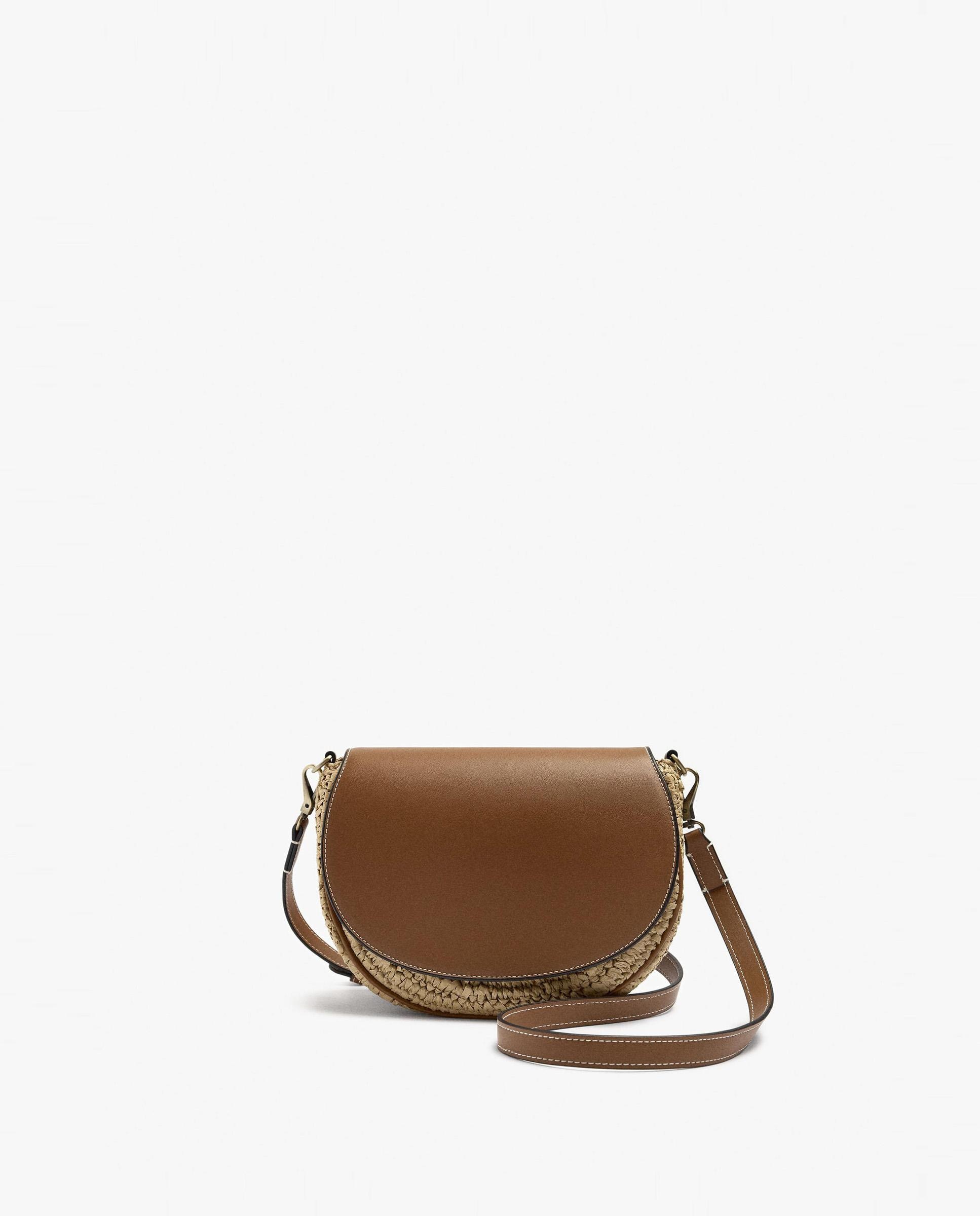 Bandolera de mujer con solapa efecto rafia con cierre imantado en liso - Parfois - Camel Camel-1