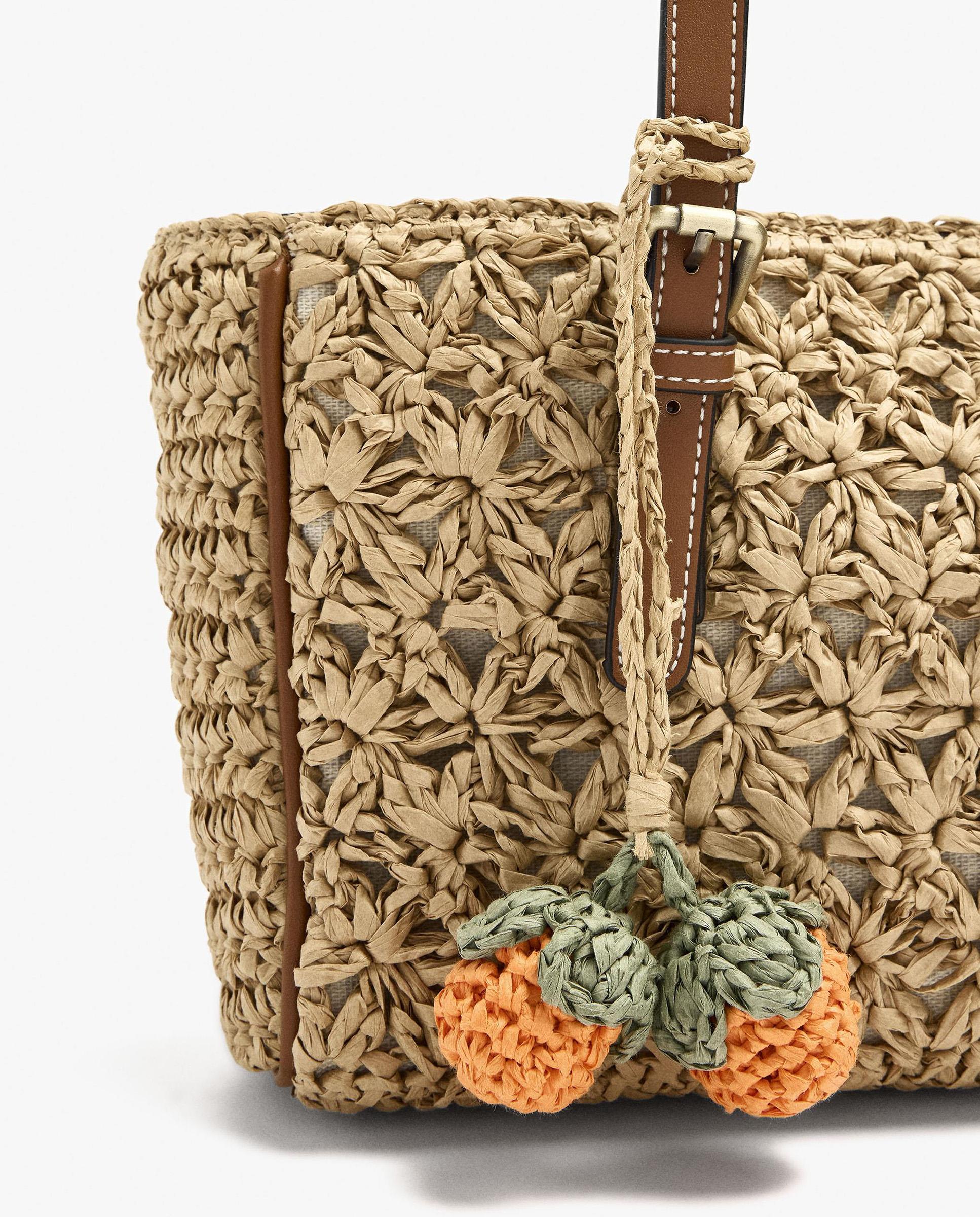 Bolso de mano estilo tote convertible a bandolera con cierre de cremallera en liso - Parfois - Natural Natural-2