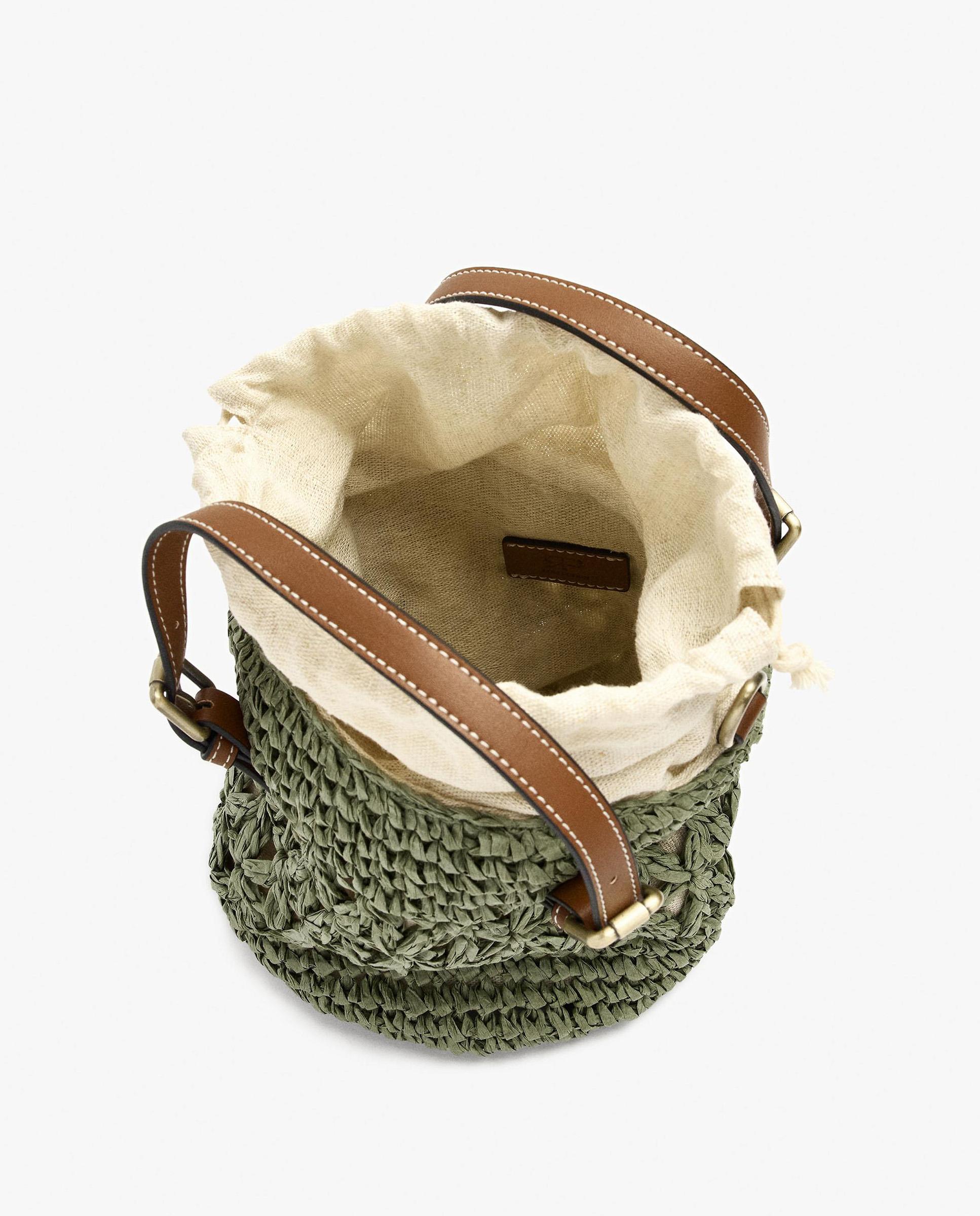 Bolso de mano estilo cubo convertible a bandolera con cierre de cuerda en liso - Parfois - Verde Verde-5