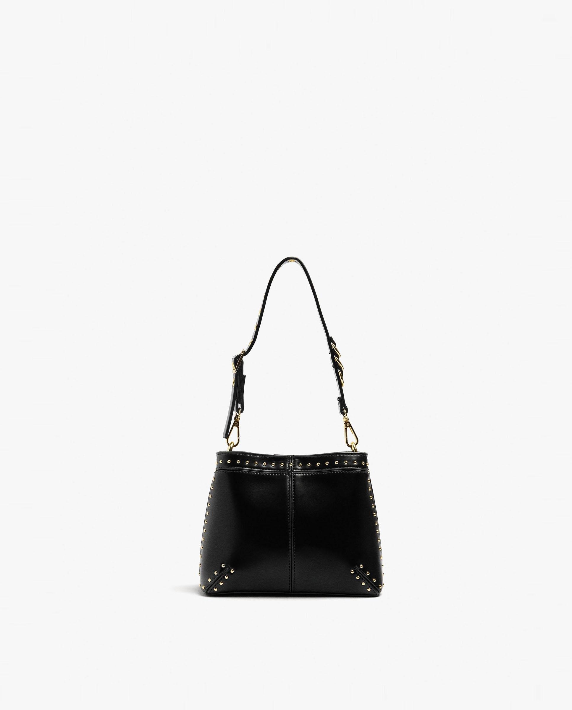 Bolso de hombro estilo bombonera con tachuelas y cierre imantado en liso - Parfois - Negro Negro-1