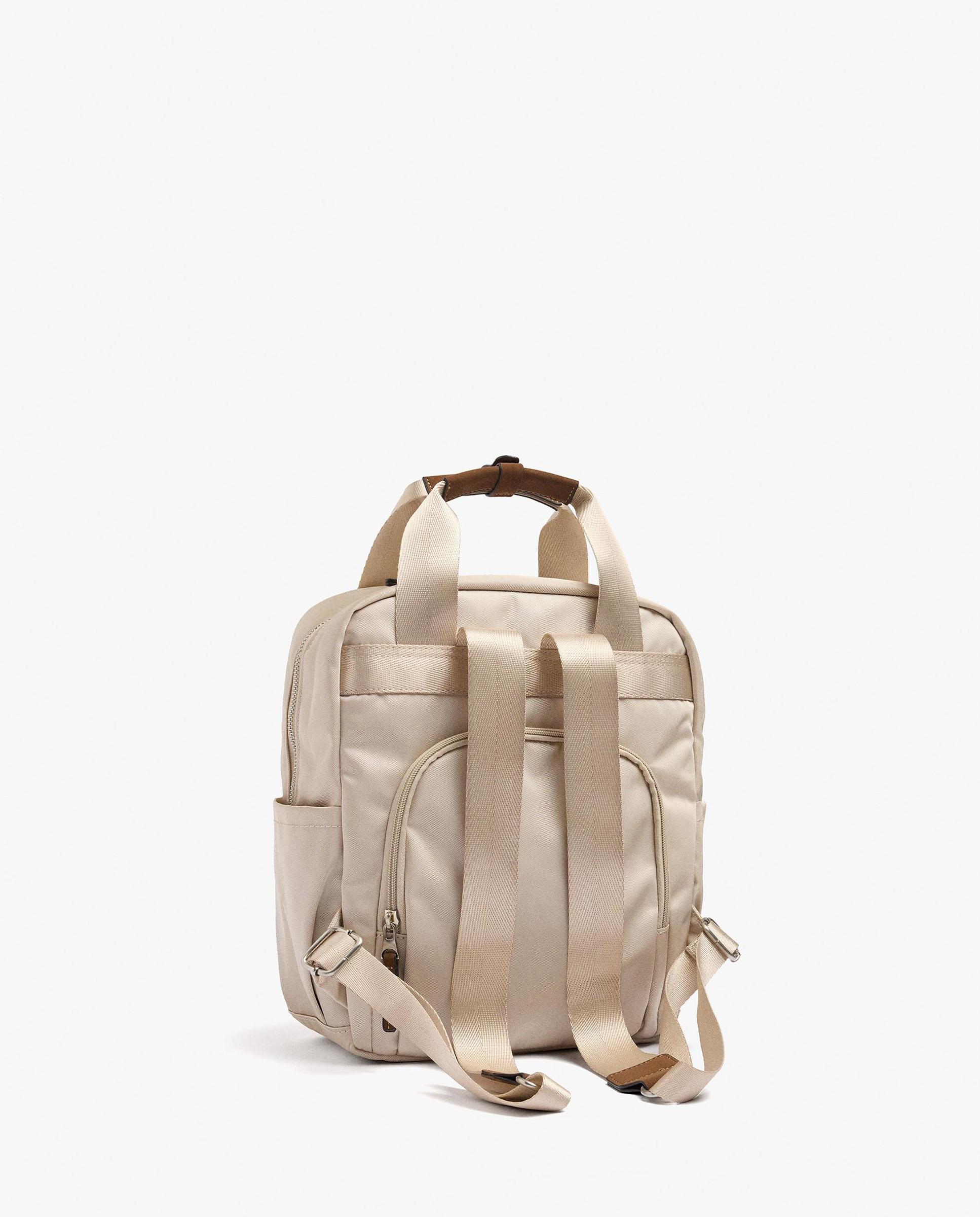 Mochila de mujer con varios bolsillos y cierre de cremallera con colgante extraíble en liso - Parfois - Crudo Crudo-2