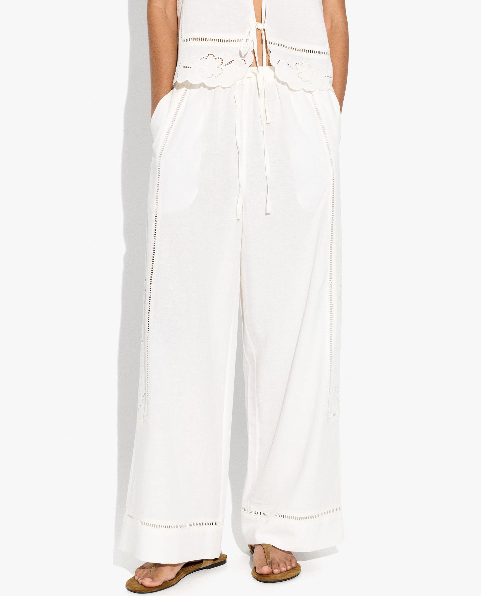 Pantalones rectos de mujer con cordón ajustable y detalles bordados - Parfois - Crudo Crudo-2