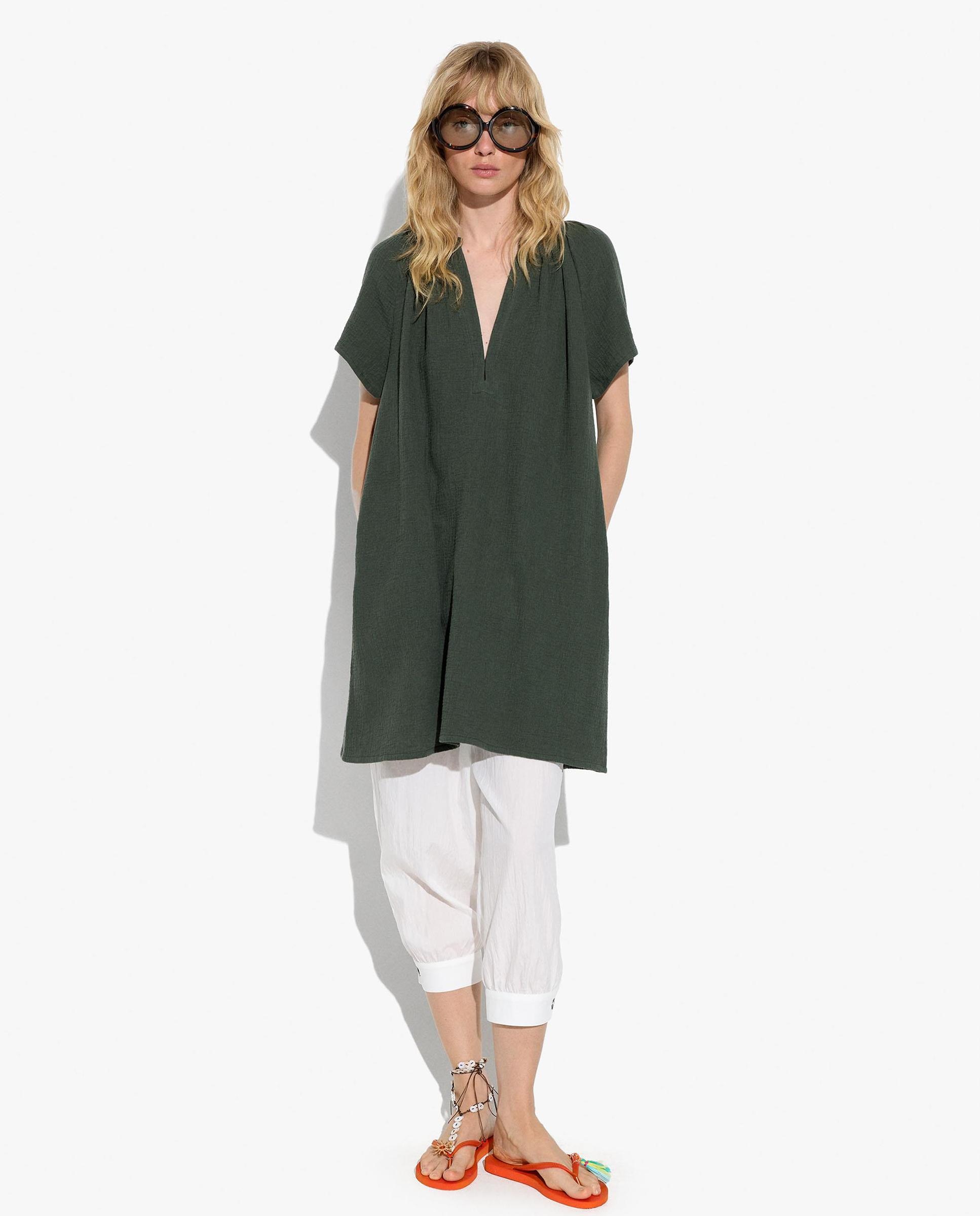 Parfois - Vestido corto 100% algodón fluido de manga corta.