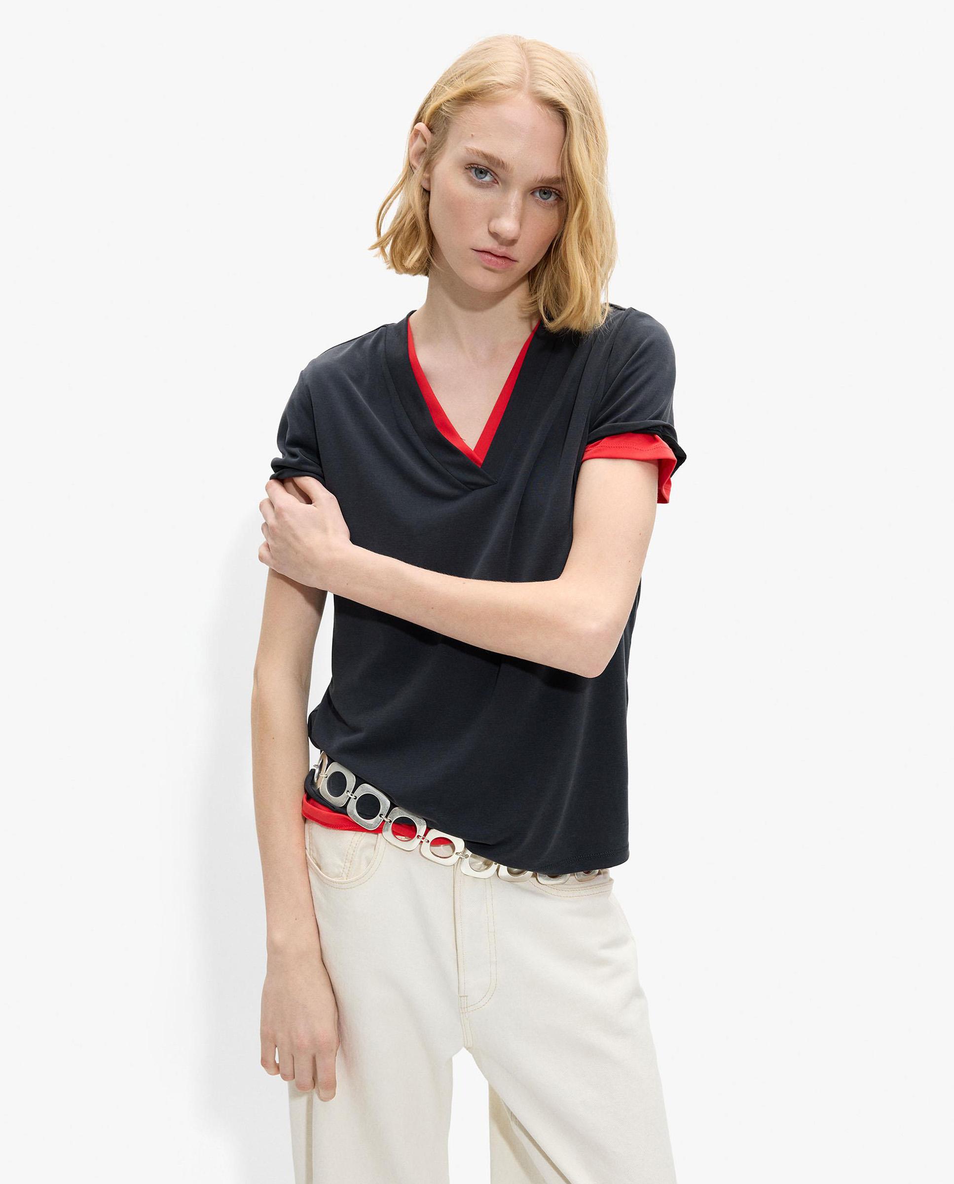 Camiseta de mujer básica de manga corta con cuello pico - Parfois - Gris oscuro Gris oscuro-1