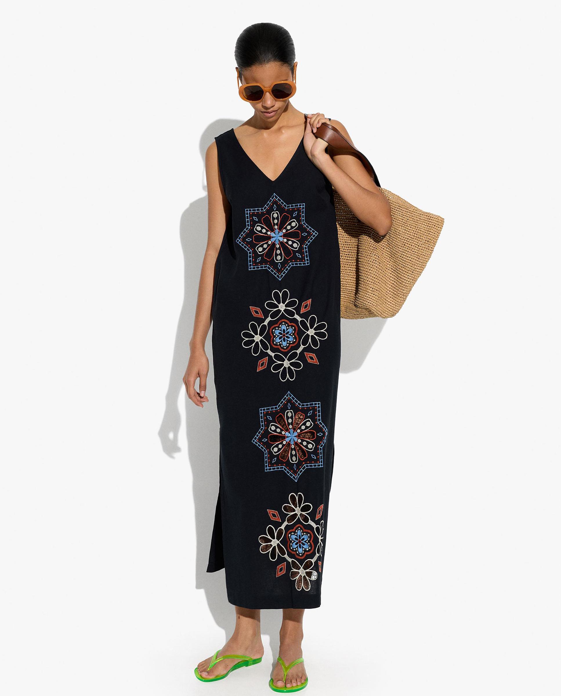 Parfois - Vestido largo sin mangas con dibujo frontal.
