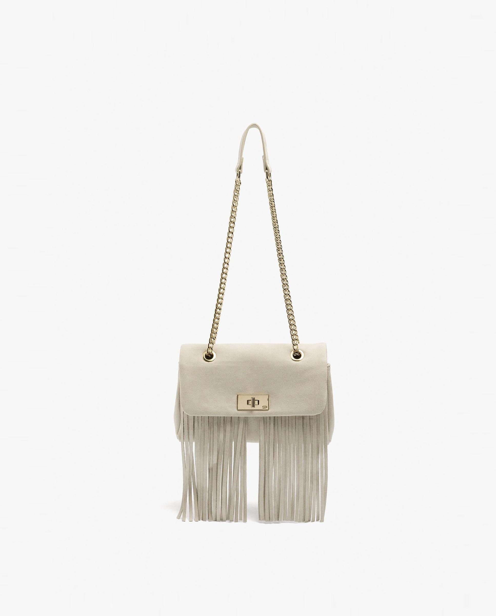 Bolso de hombro con solapa y cierre imantado con flecos decorativos - Parfois - Crudo Crudo-1