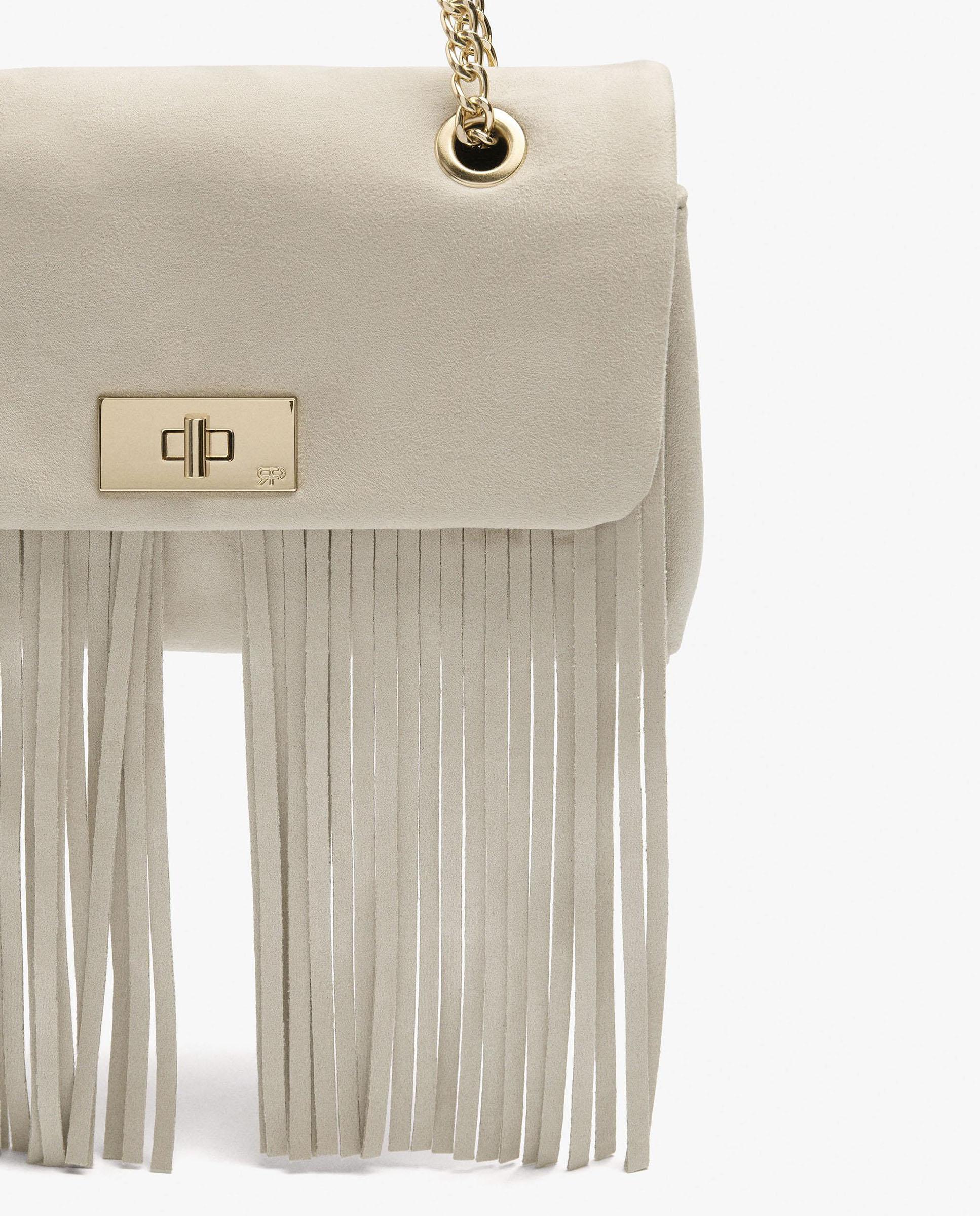 Bolso de hombro con solapa y cierre imantado con flecos decorativos - Parfois - Crudo Crudo-3
