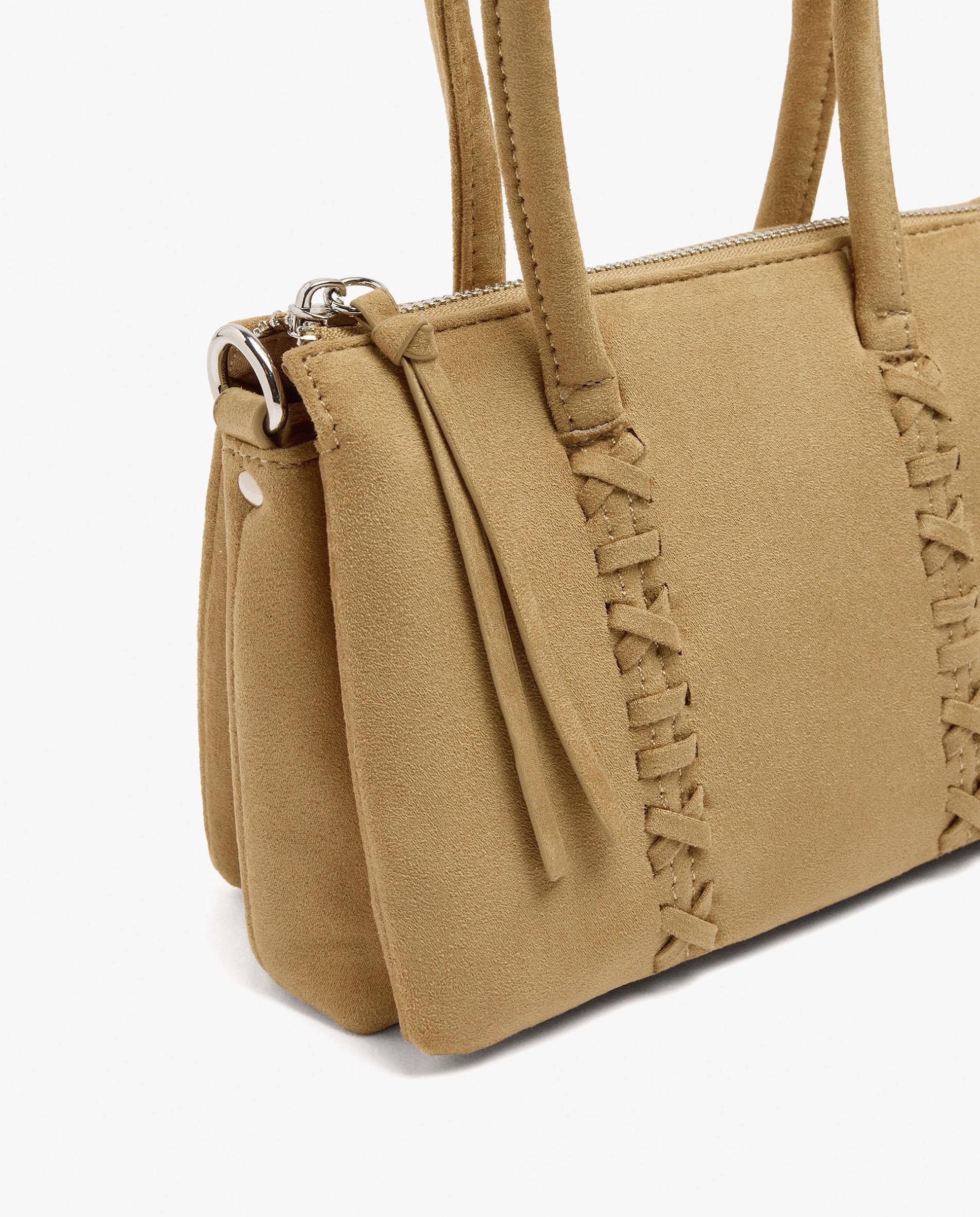 Bolso de mano multiposición con detalles trenzados y cierre de cremallera en liso - Parfois - Camel Camel-3