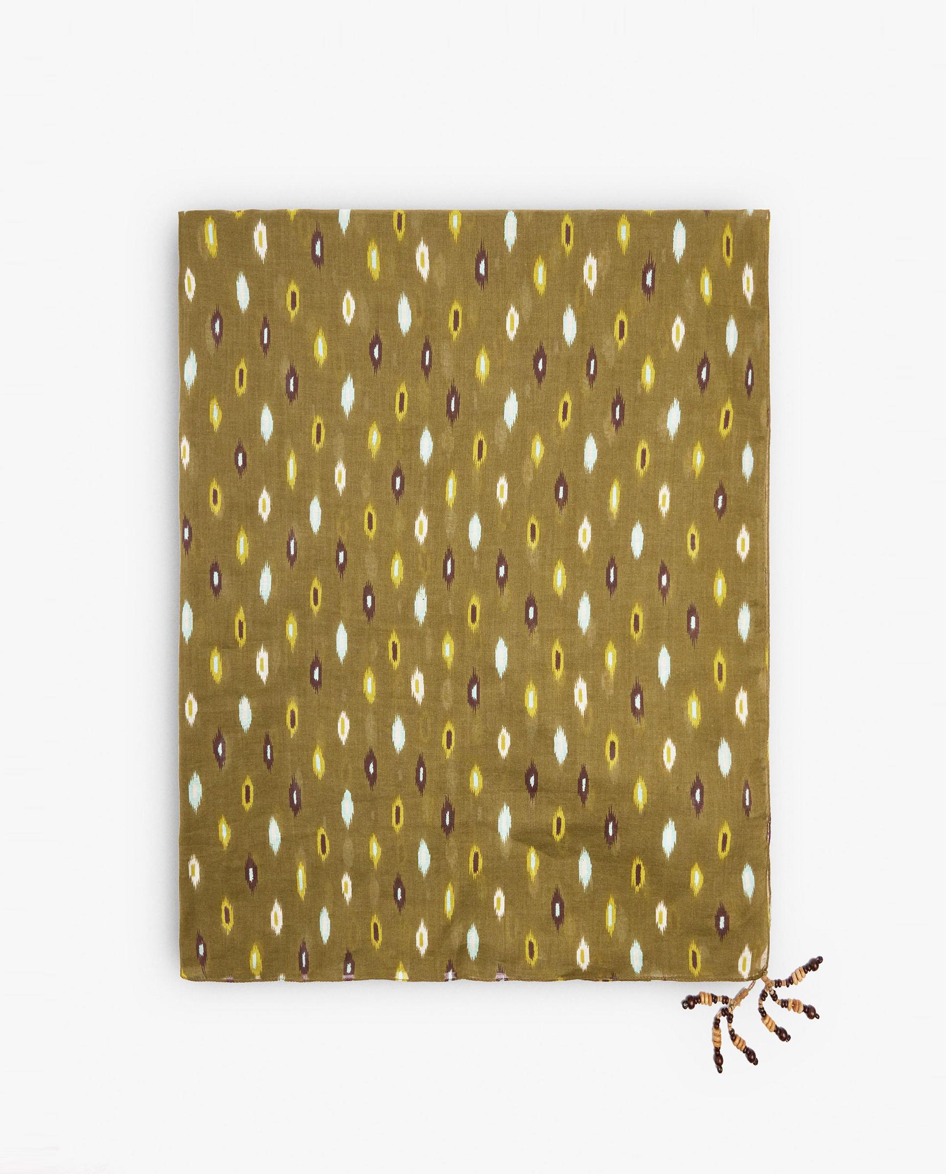 Pañuelo 100% algodón con microestampados - Parfois - Kaki Kaki-1