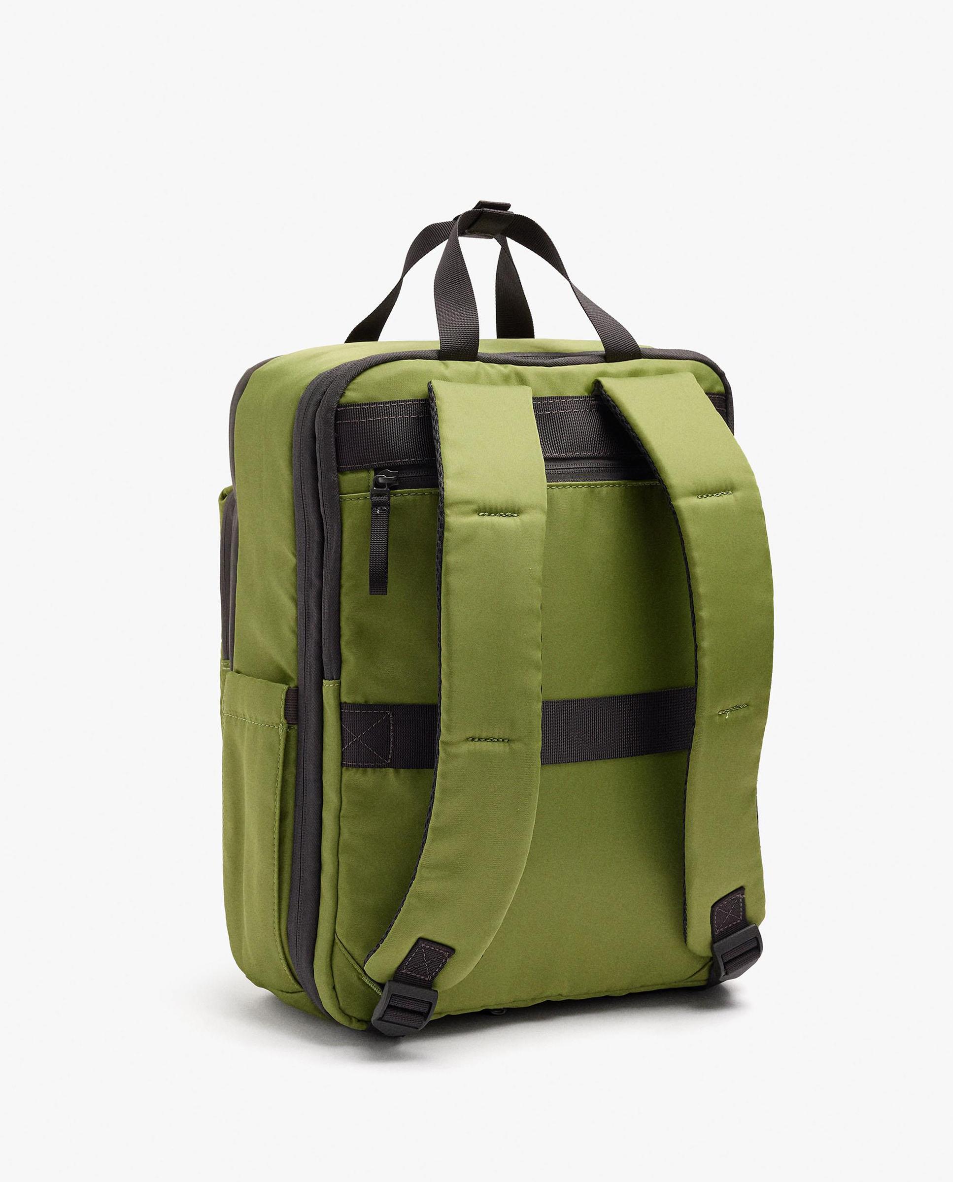 Mochila de mujer con varios compartimentos y cierre de cremallera en liso - Parfois - Verde Verde-2