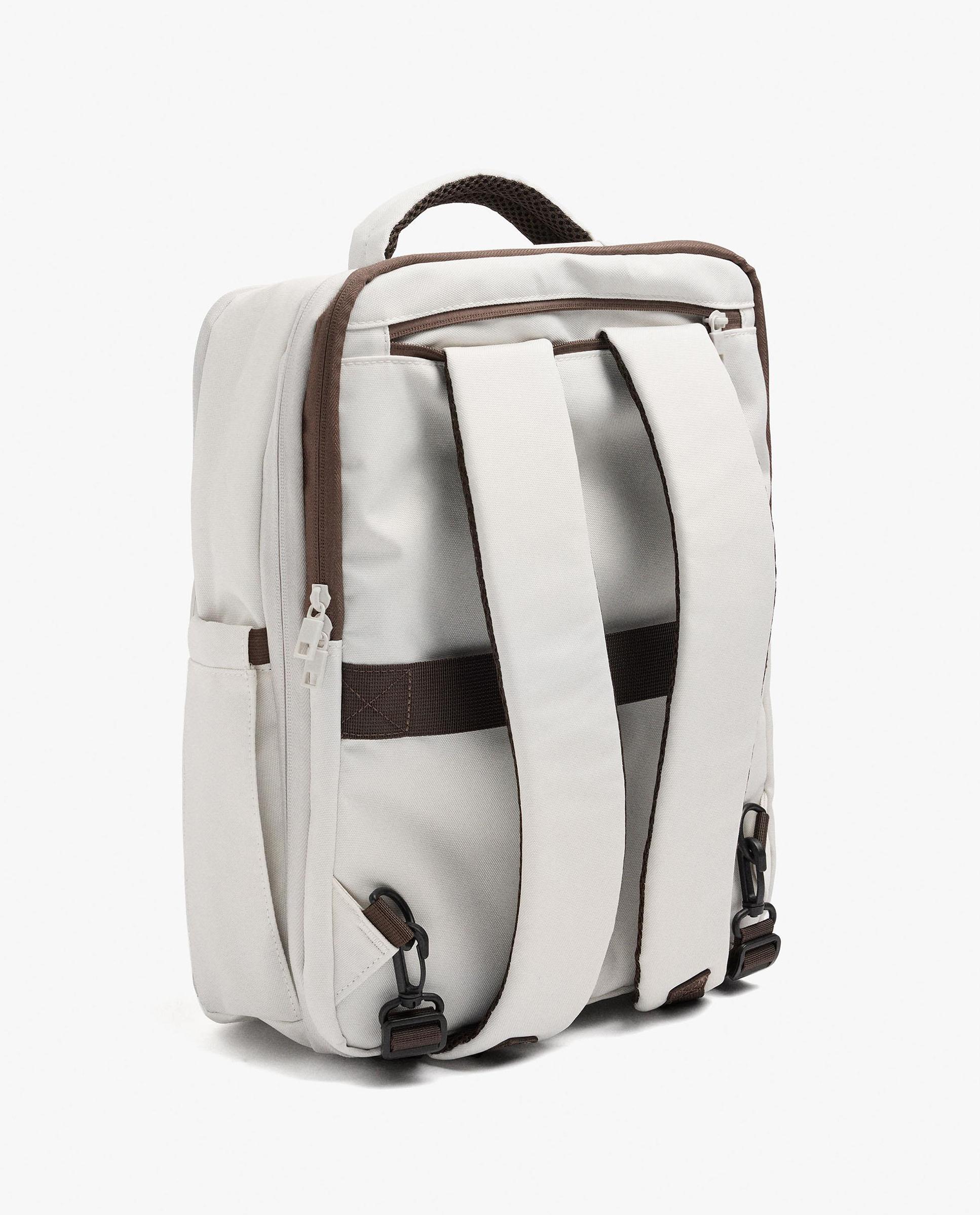 Mochila de mujer con varios compartimentos y cierre de cremallera en liso - Parfois - Crudo Crudo-2