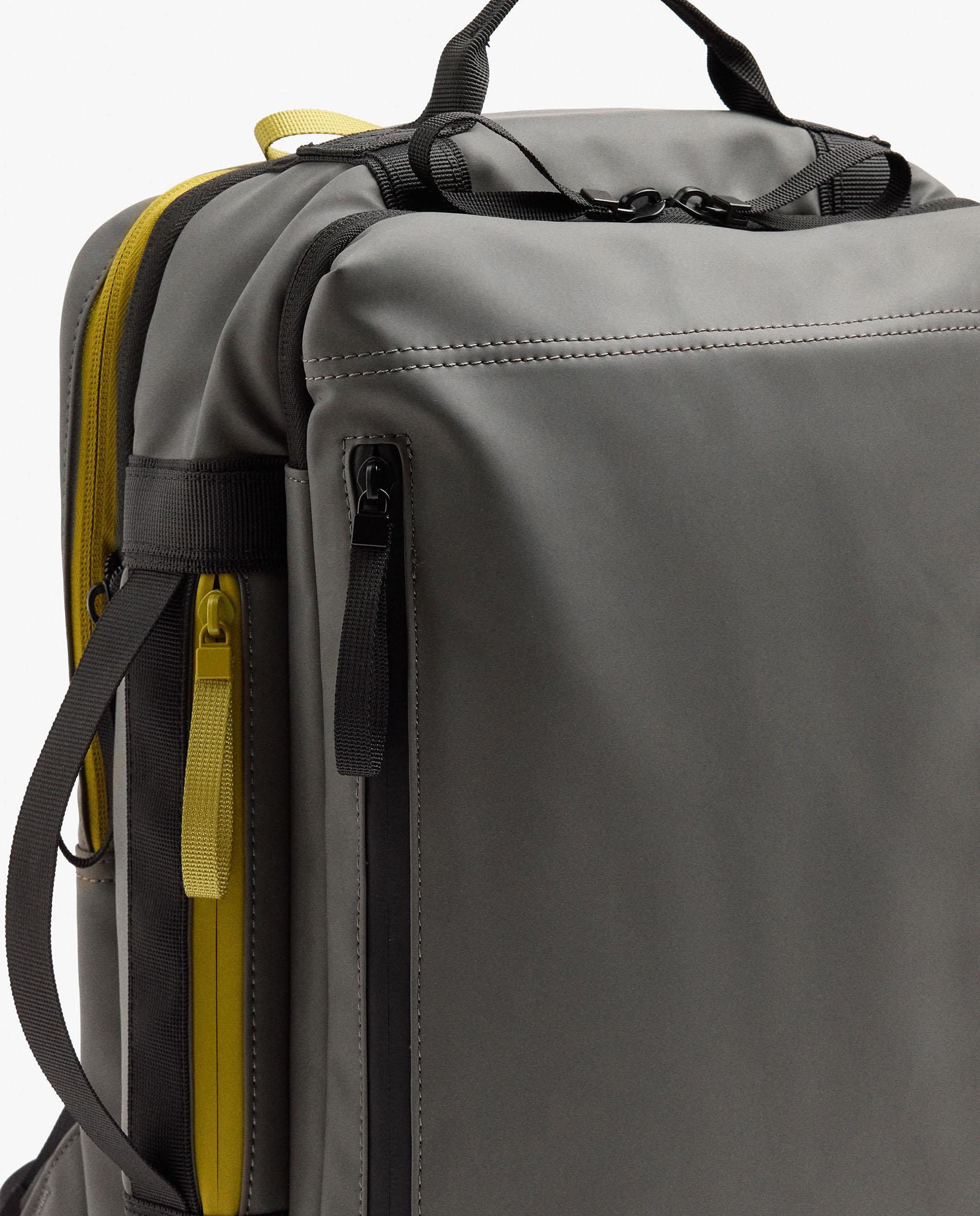 Mochila de mujer con varios compartimentos y cierre de cremallera en liso - Parfois - Gris Gris-4