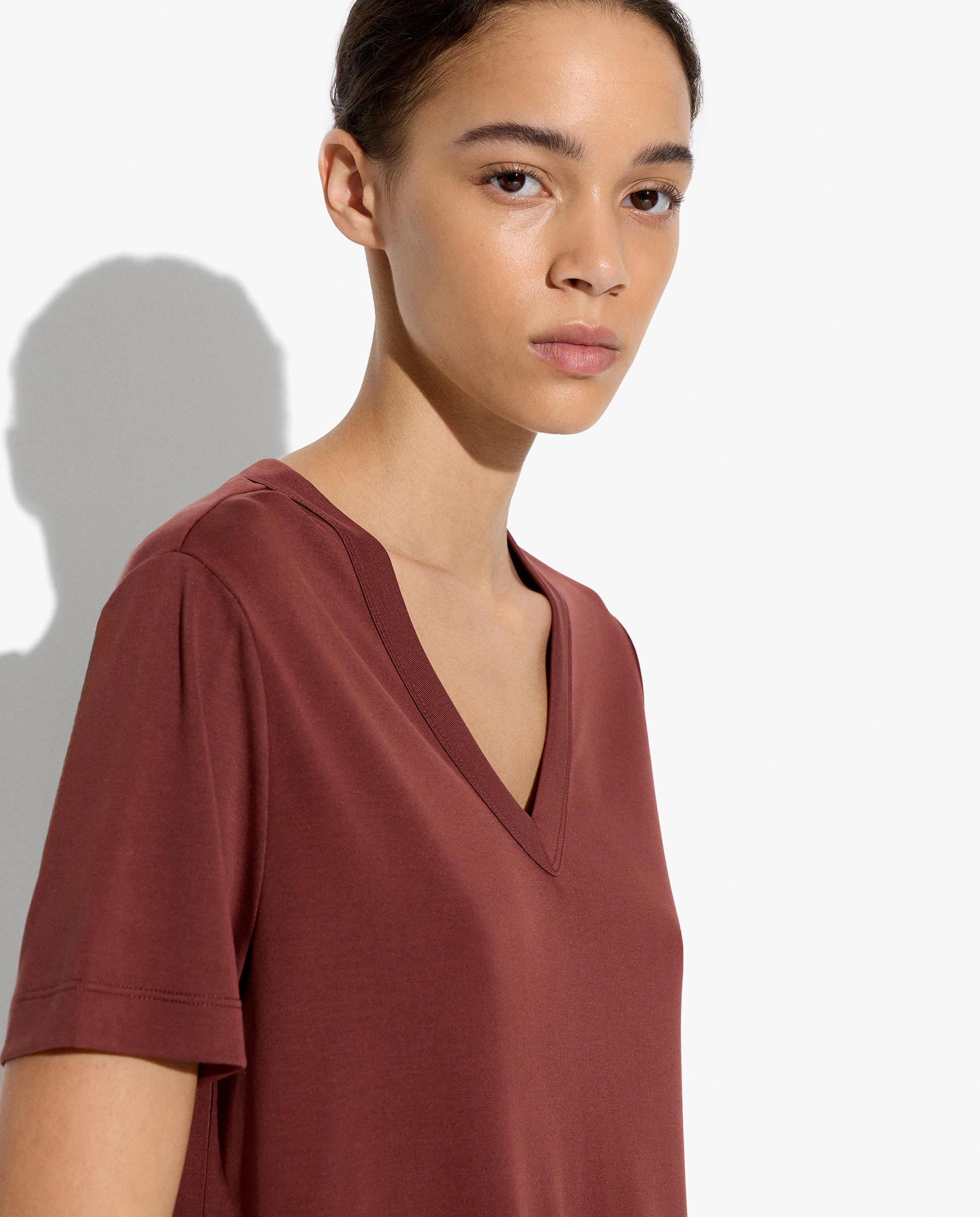 Camiseta de mujer de manga corta con cuello pico - Parfois - Marrón Marrón-2