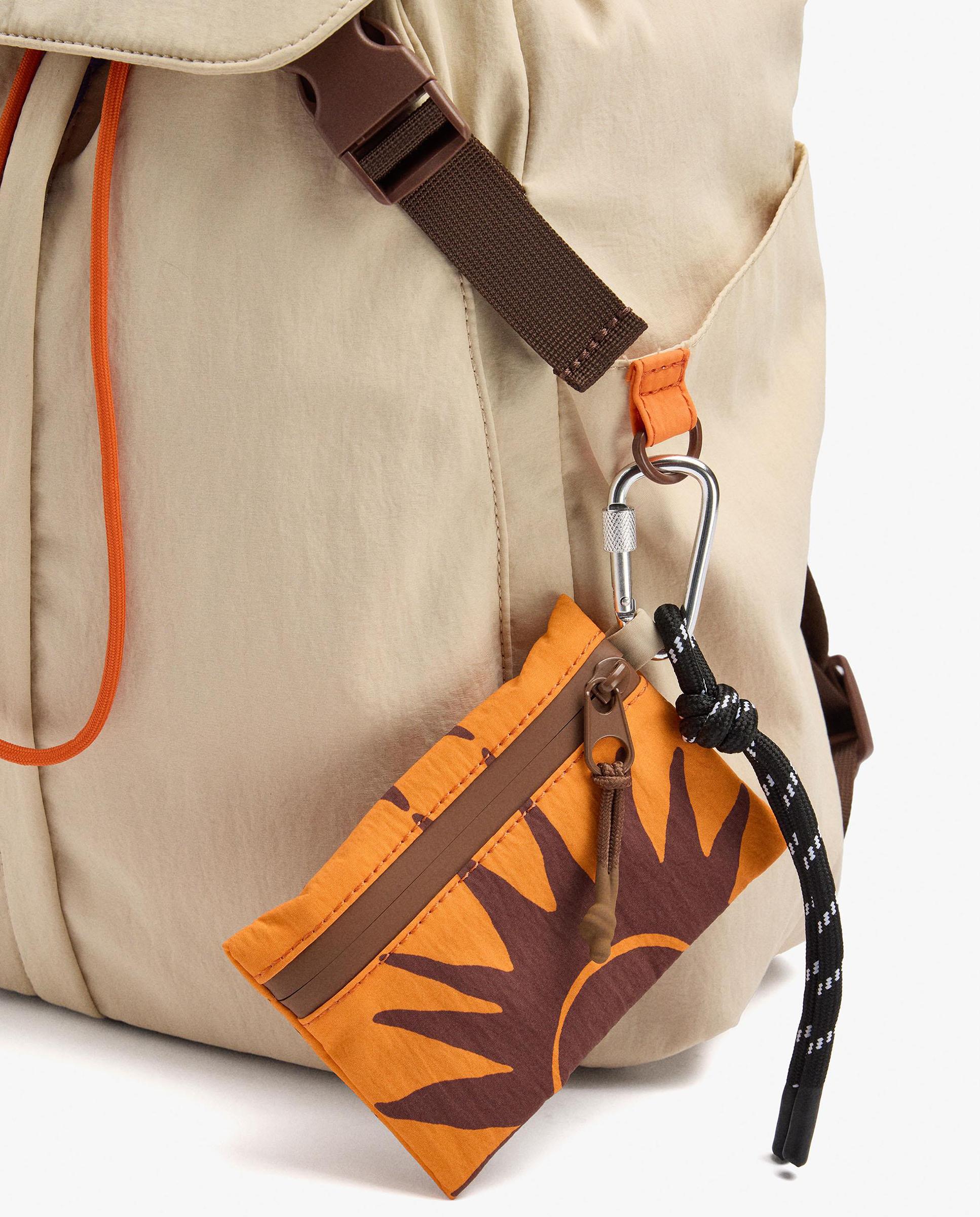 Mochila de mujer con varios compartimentos y cierre de cuerda en liso - Parfois - Natural Natural-3