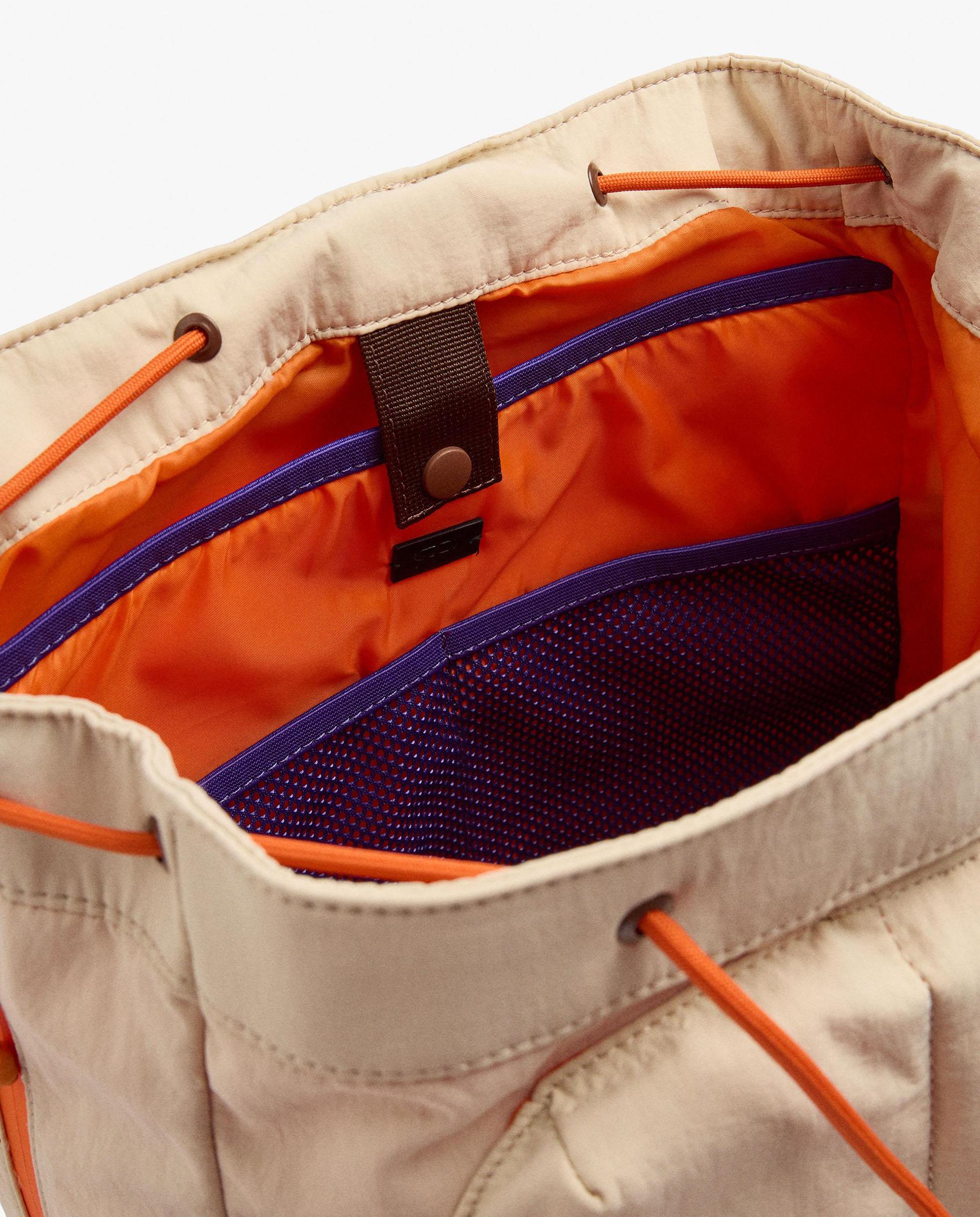 Mochila de mujer con varios compartimentos y cierre de cuerda en liso - Parfois - Natural Natural-4