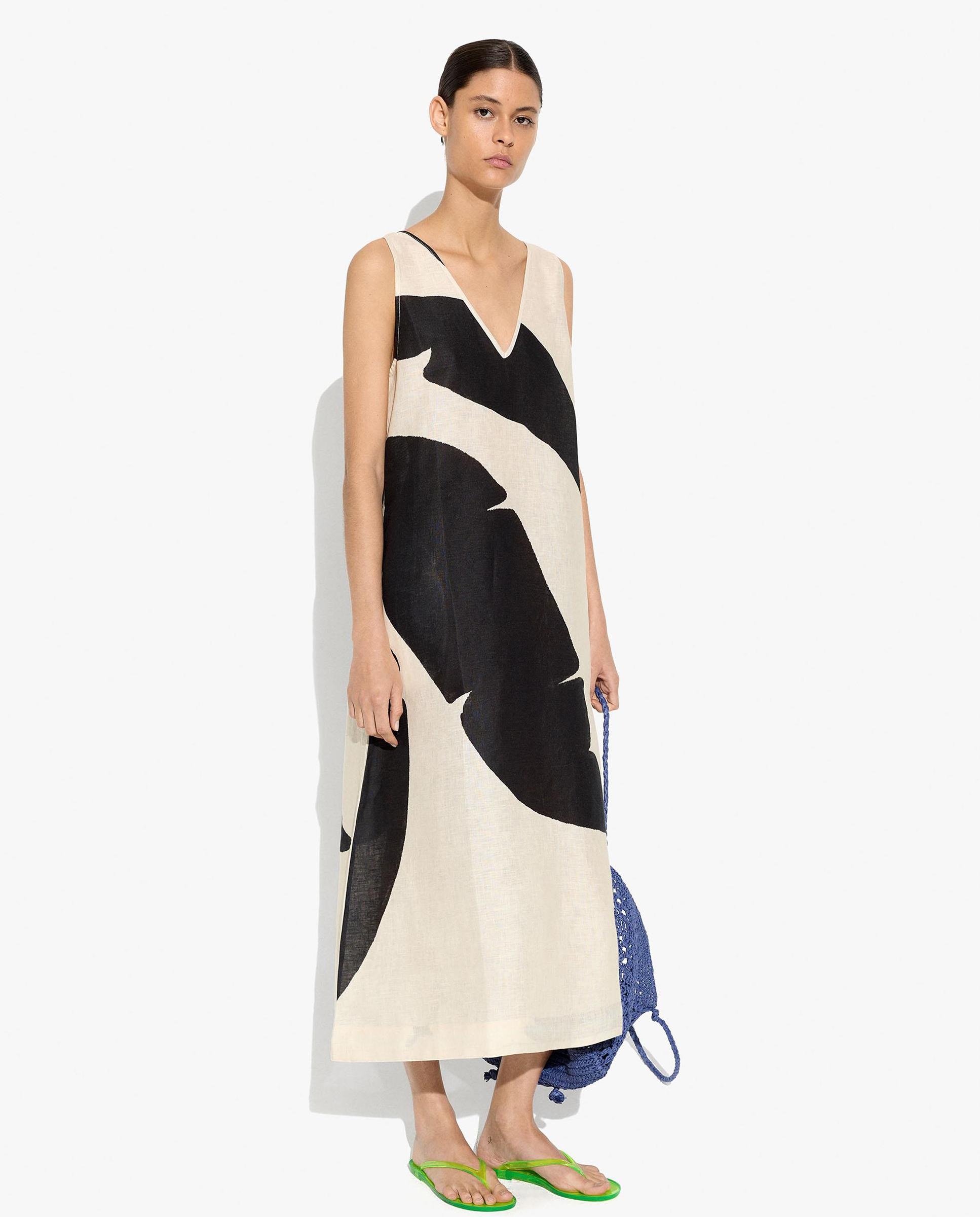Parfois - Vestido largo 100% lino con estampado de hojas.